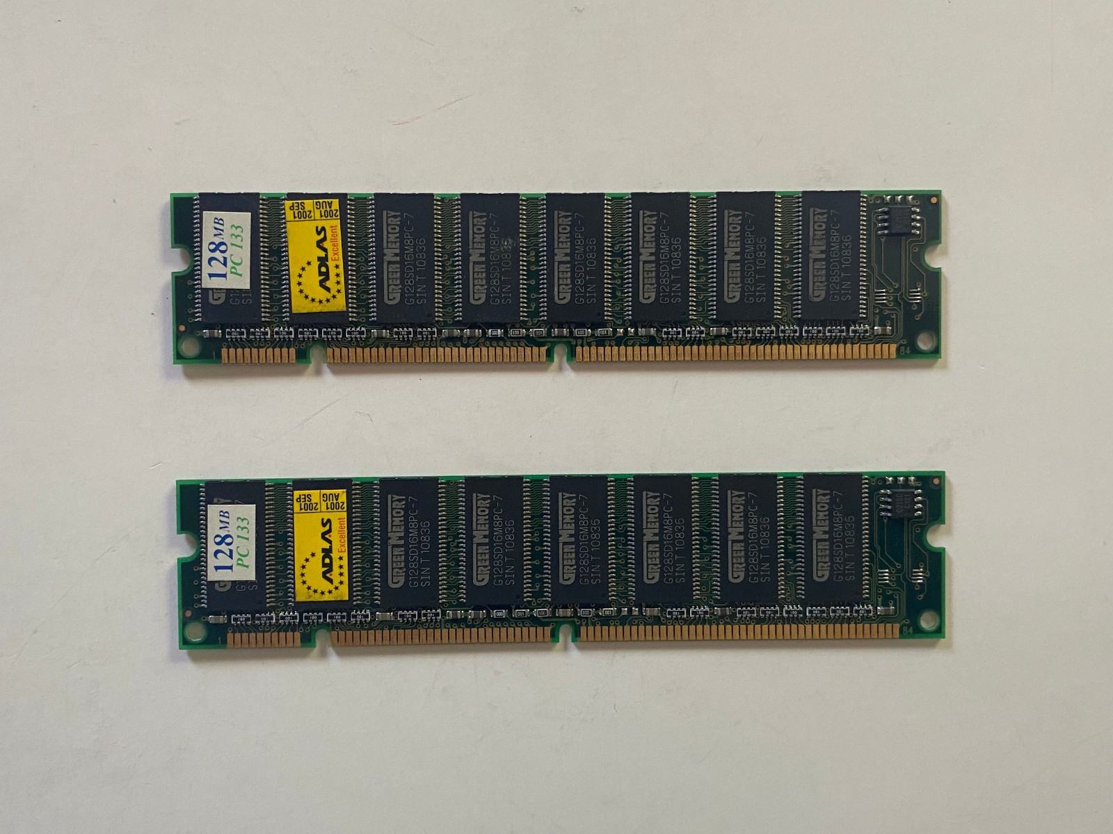 GREEN MEMORY 256MB (2 x 128MB) PC133 VINTAGE SDRAM 168-Pin G128SD16M8PC-7 RAM