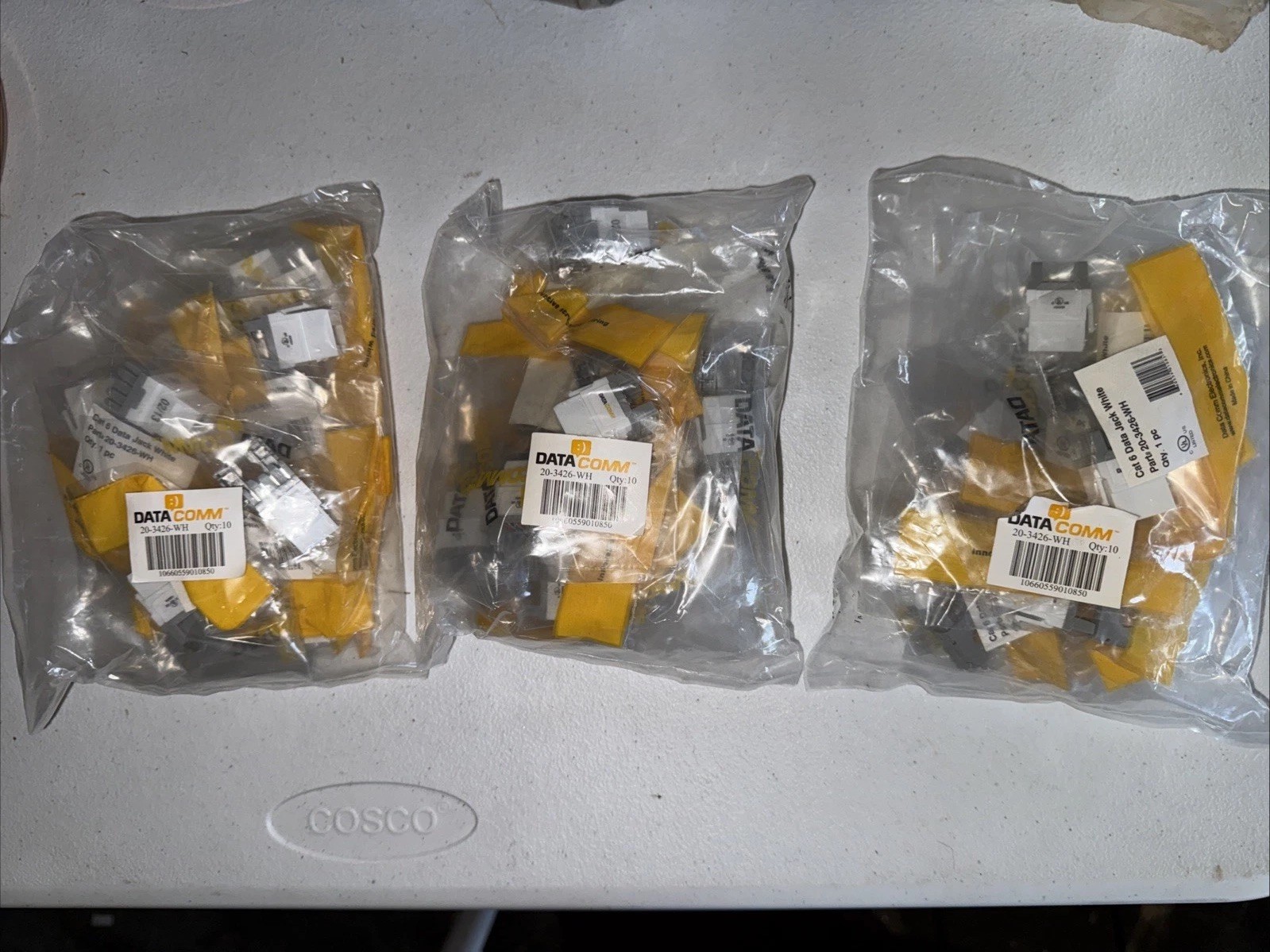Lot 30 DATACOMM Electronics 20-3426-WH-Keystone Cat6 Keystone Jack