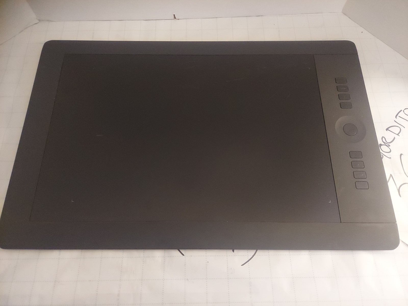 Wacom Intuos Pro Digital Drawing Pen Tablet Large PTH-851
