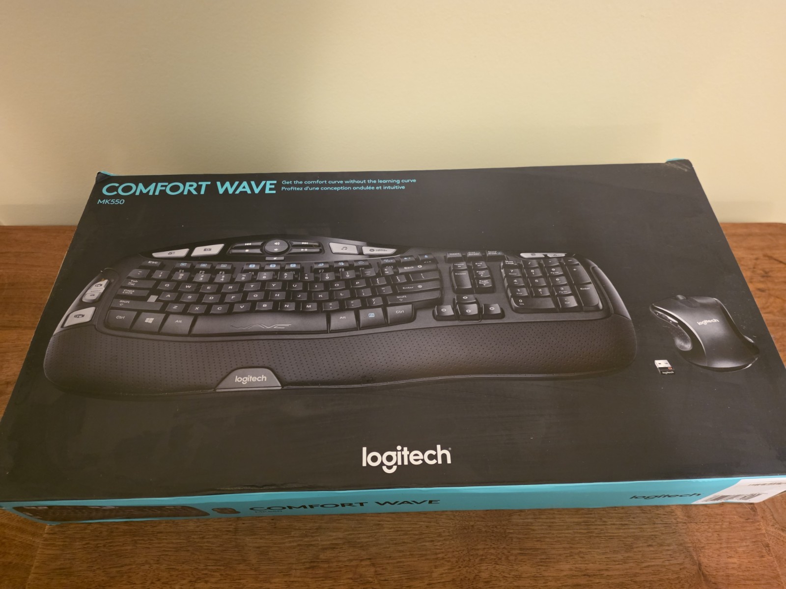 Logitech Comfort Wave MK550 Wireless Keyboard Mouse Combo NEW IN BOX