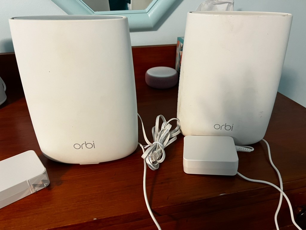 Orbi RBK53-100NAS Modem/Router and One Satelite