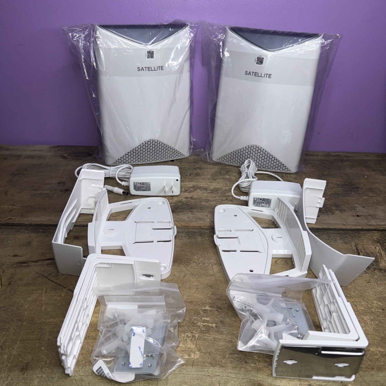 NETGEAR Orbi Pro Wireless Access Points (SRS60-100NAS) NO BOX