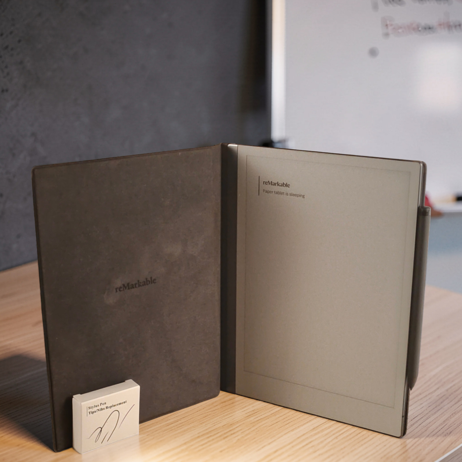 reMarkable 2 Paper Tablet RM110 + Extras