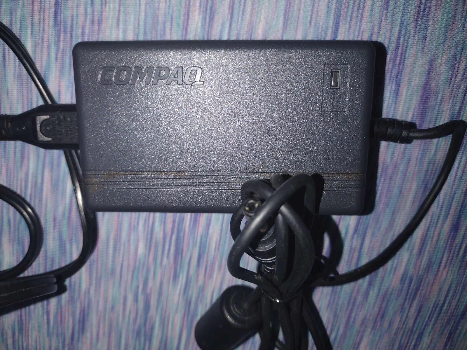 COMPAQ AC ADAPTER MODEL #LE-9702A Pre Owned