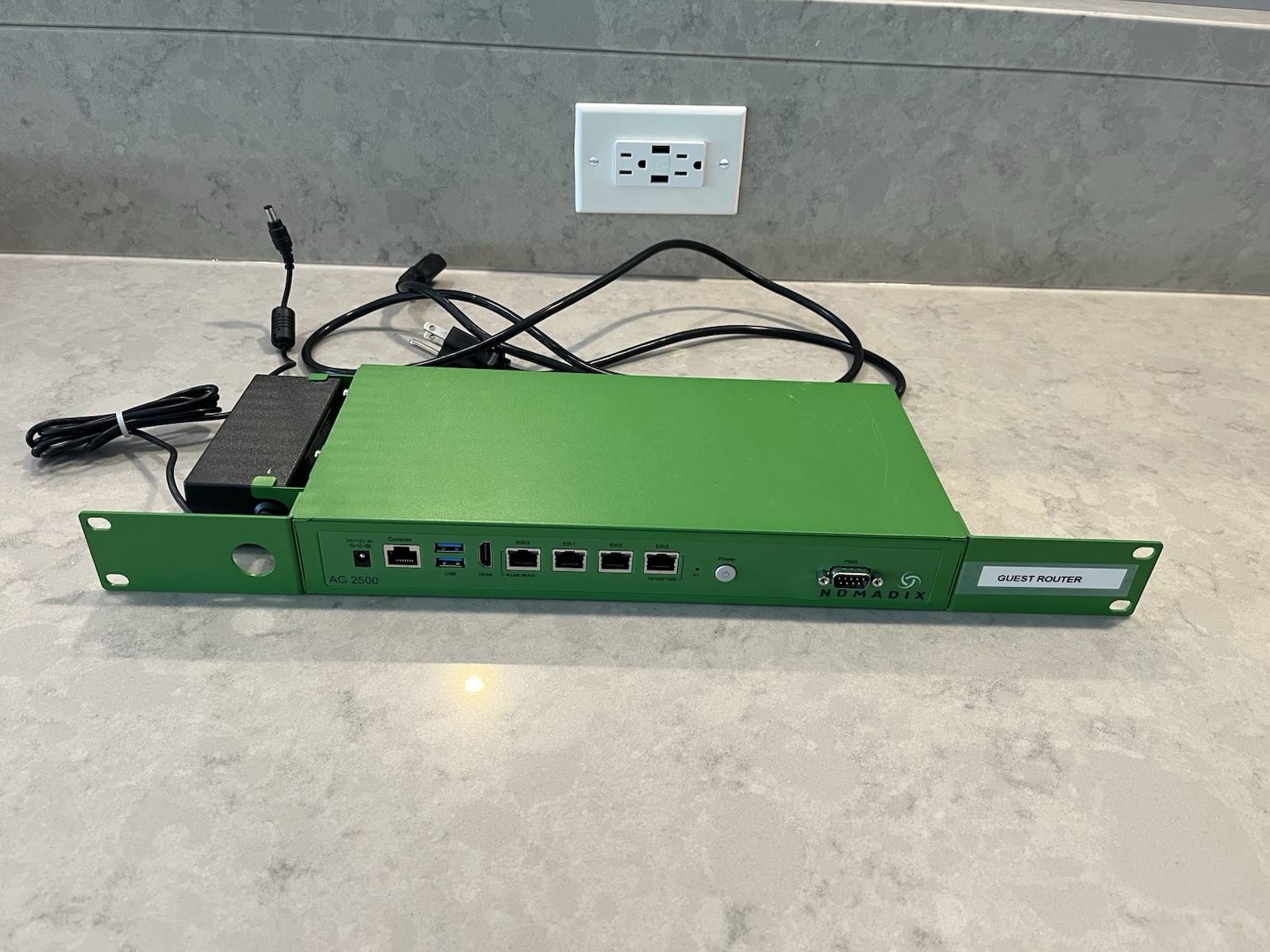 Nomadix AG 2500 Access Gateway