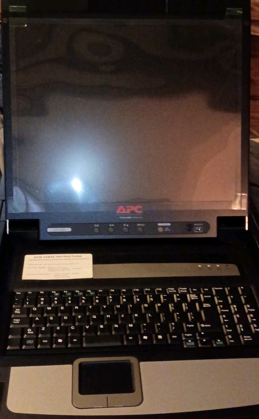 APC 17" Rackmount LCD Console KVM Console w/Rackmounts-NOS