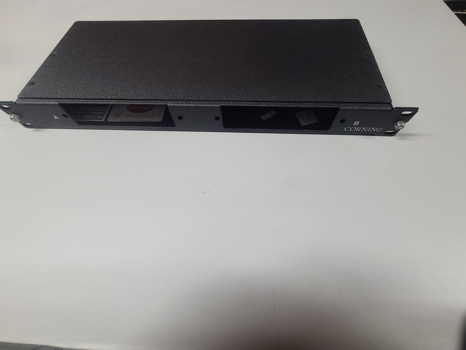 Corning Fiber Panel Housing 1 Rack Unit CPP-01U  - Excellent Condition