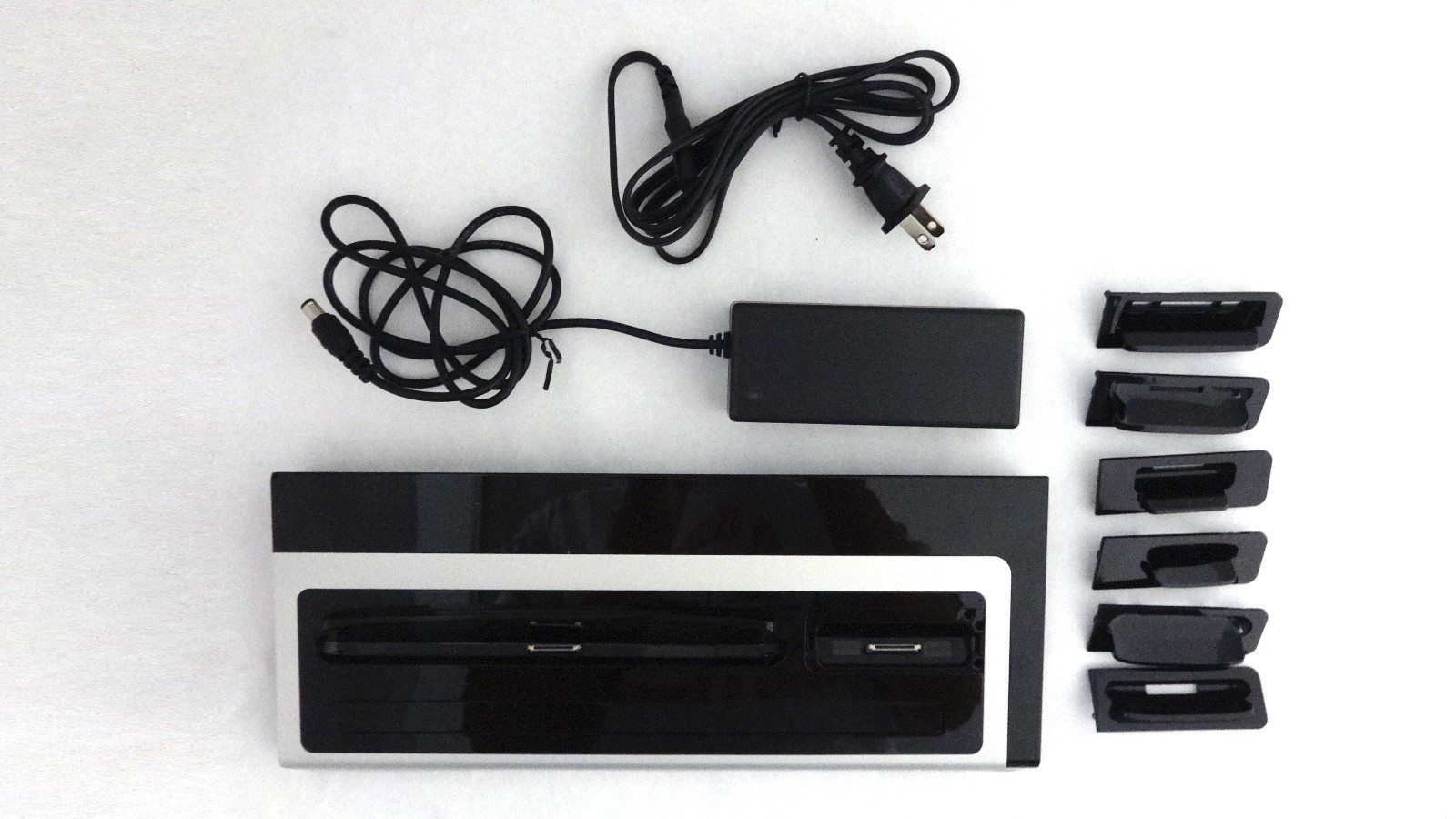 iSound Power View Pro Charging Dock for iPad / iPad 2, iPhone & iPod Touch-Used