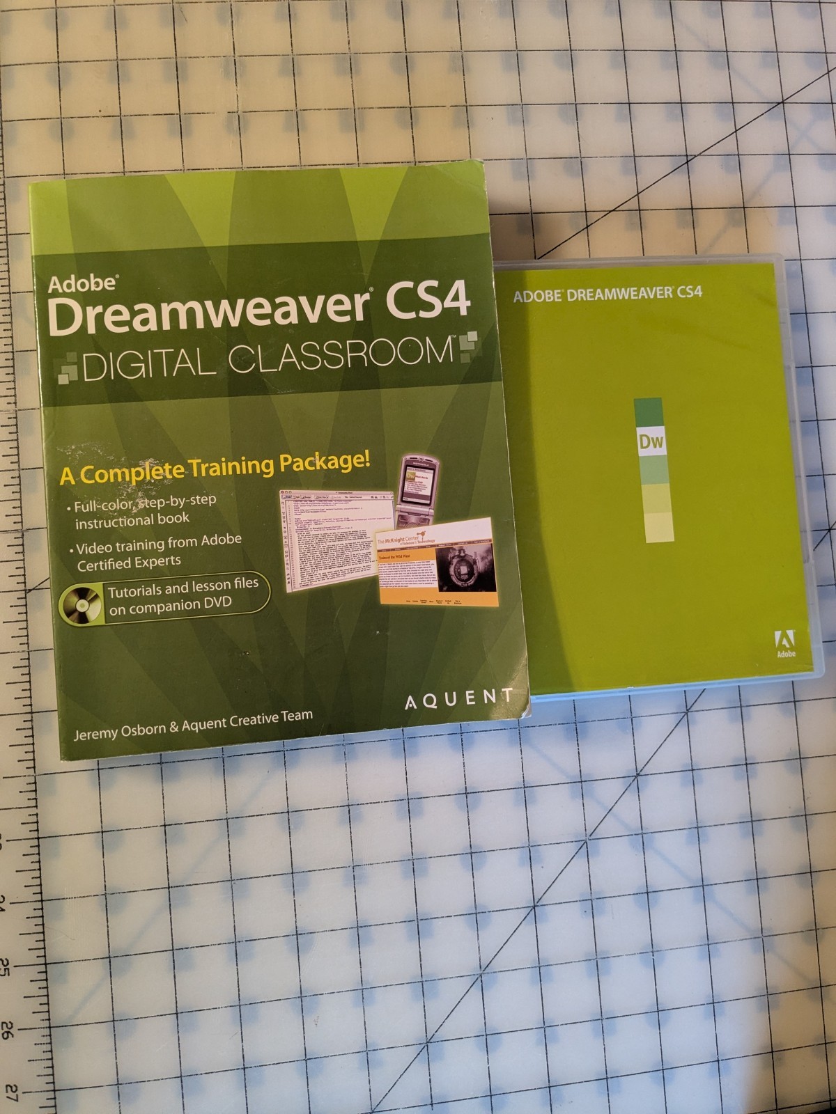 Adobe Dreamweaver CS4 Complete with Original Box & Digital Classroom Book Set