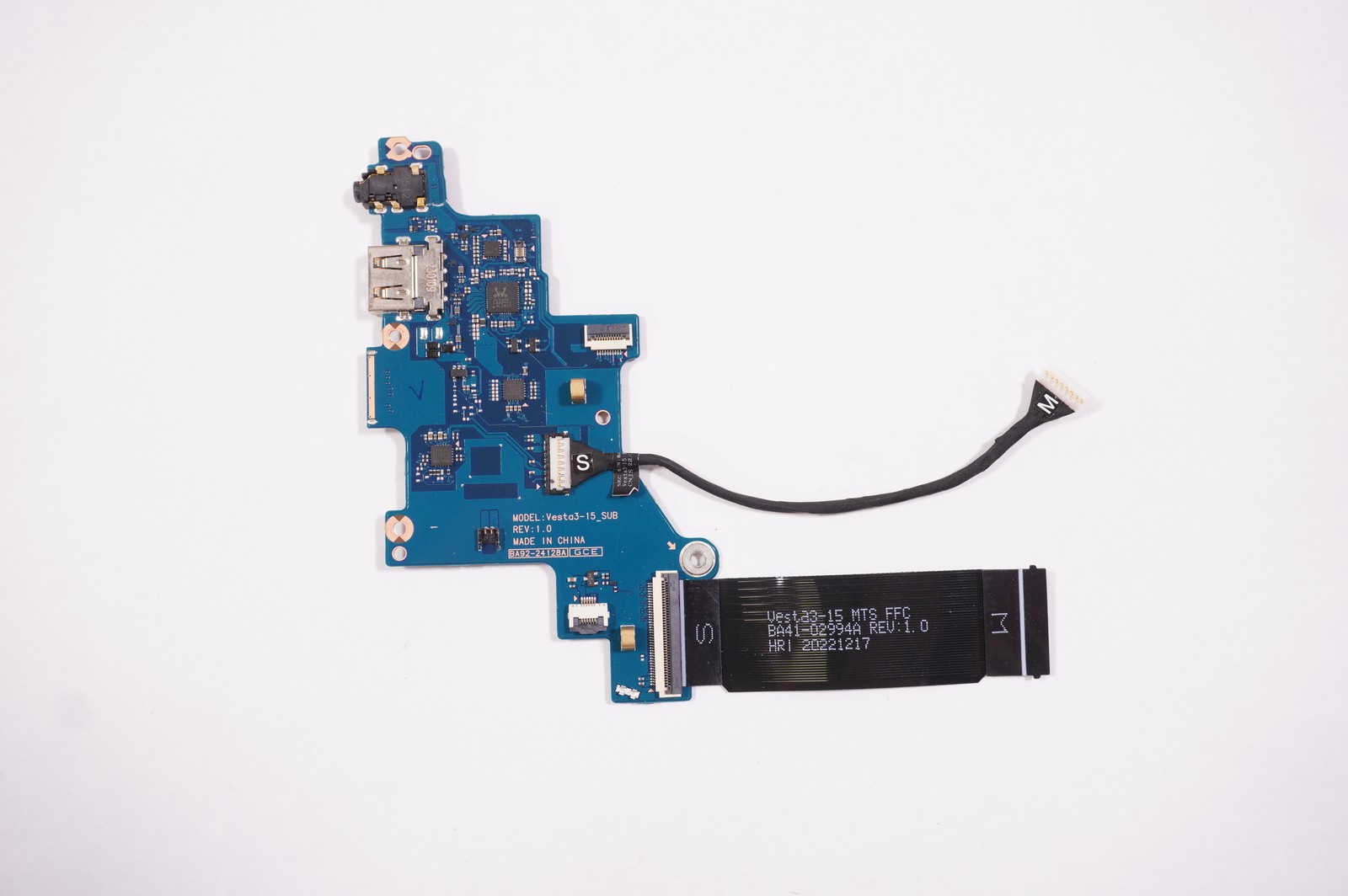 BA92-24128A Samsung USB Board NP750QFG-KA2US