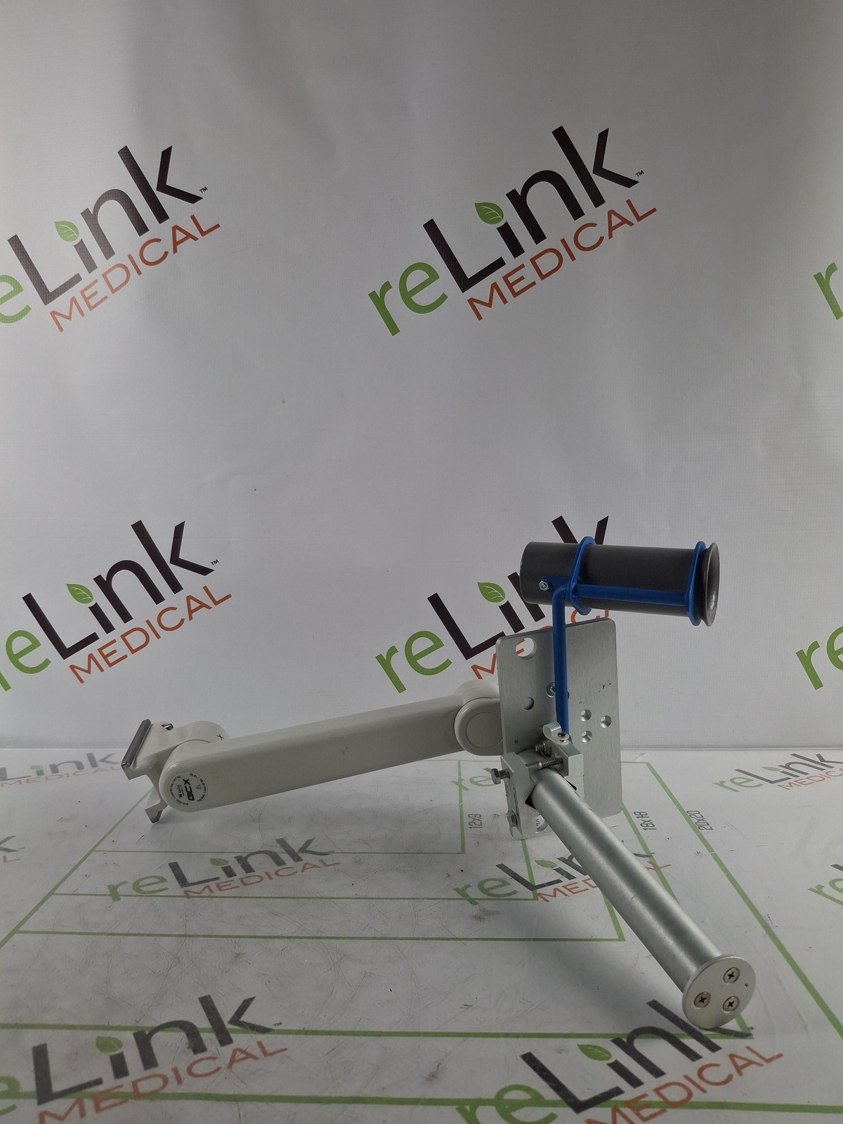 GCX Corporation M-Series Pivot Mount