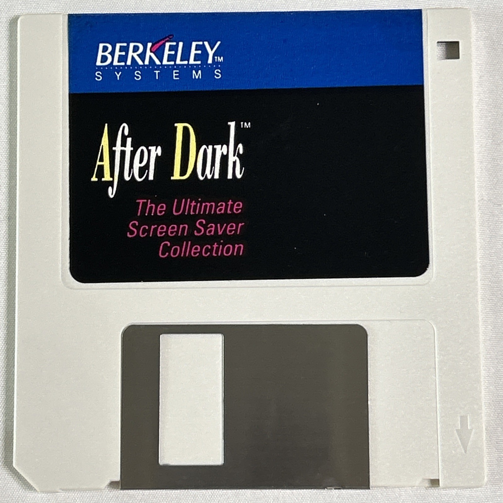 After Dark for Macintosh – Berkeley Systems 3.5" Floppy Disk – Vintage Software