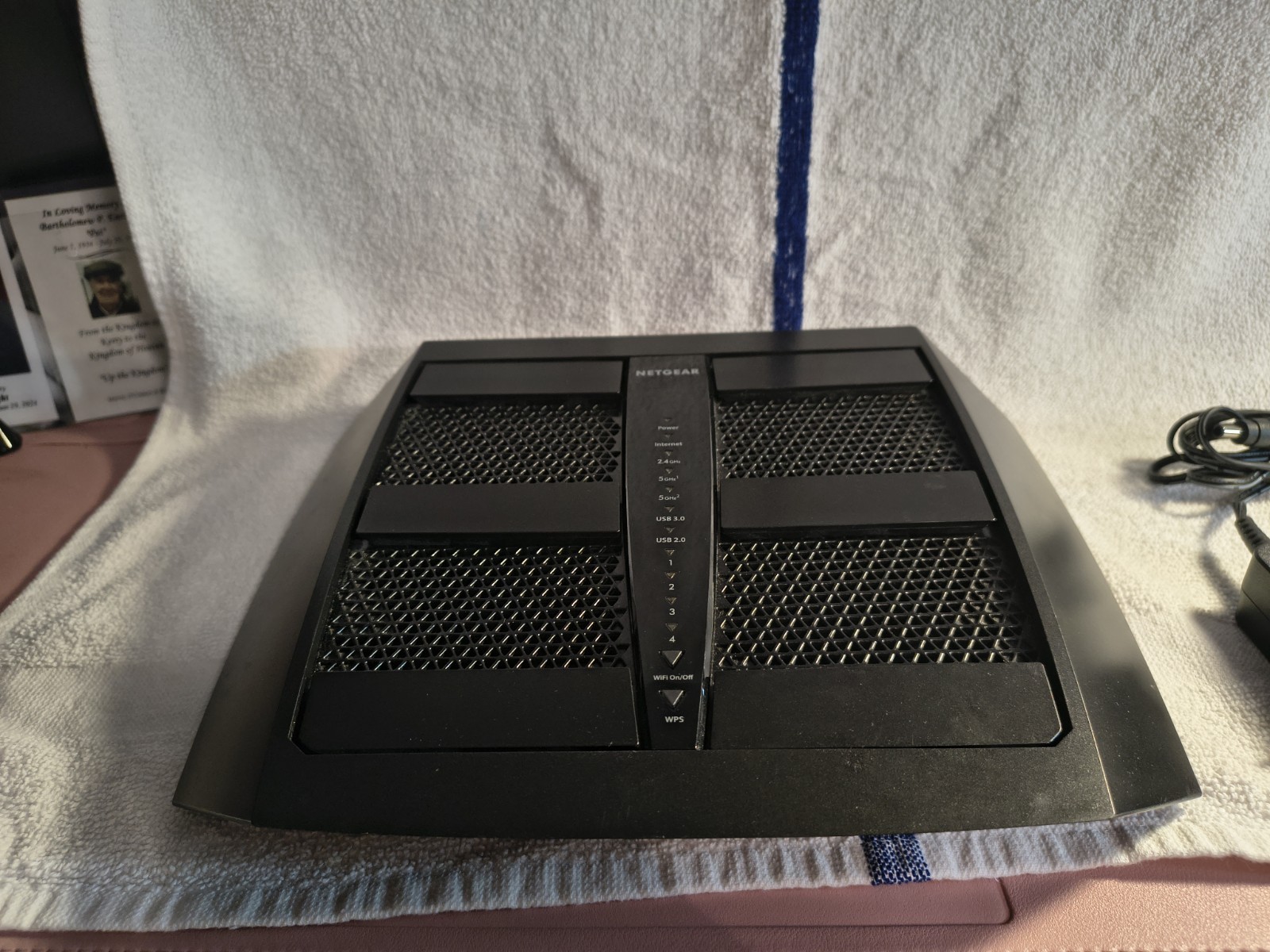 NETGEAR Nighthawk X6S AC4000 Tri-Band WiFi Router R8000P