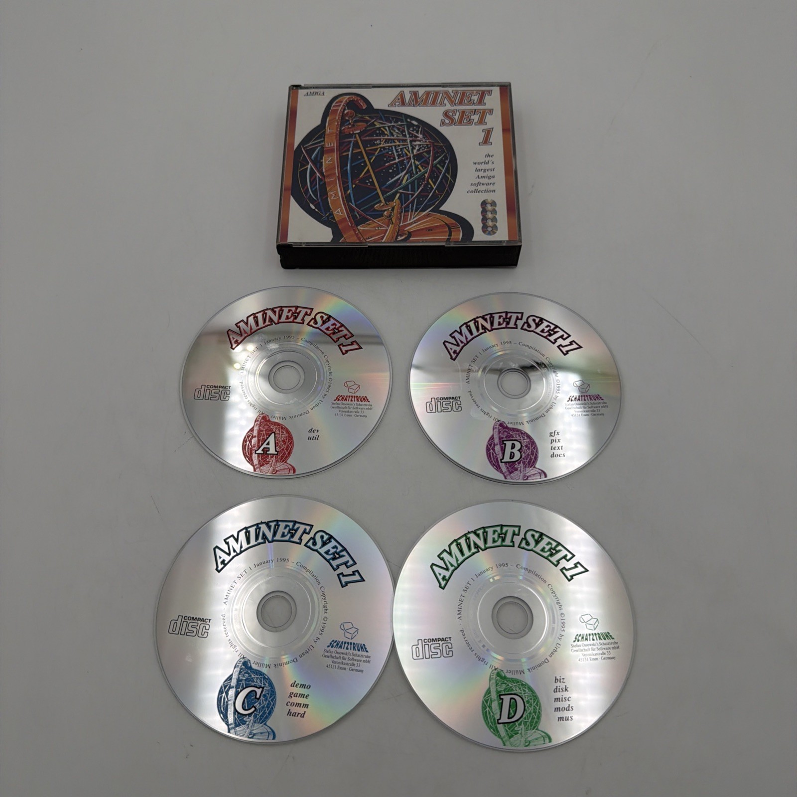 Aminet Set 1 Commodore Amiga 4 CD-ROM Software Collection 1995 Complete