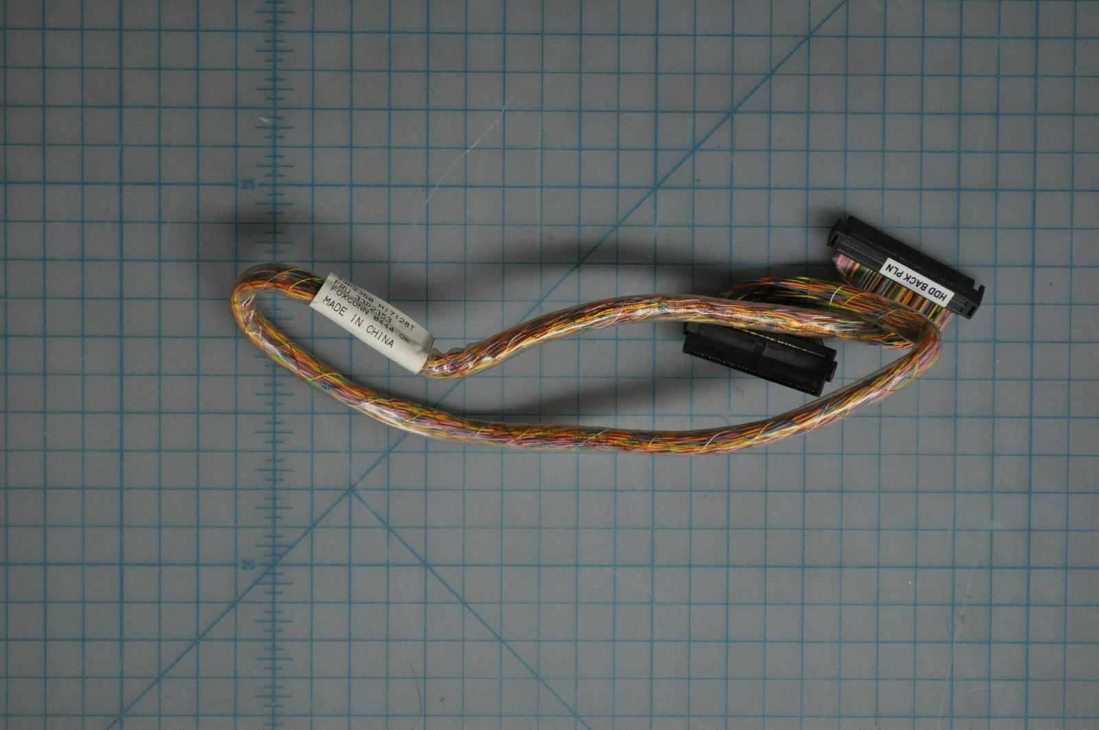 IBM SCSI Signal Cable for eServer xSeries 336 33P2353