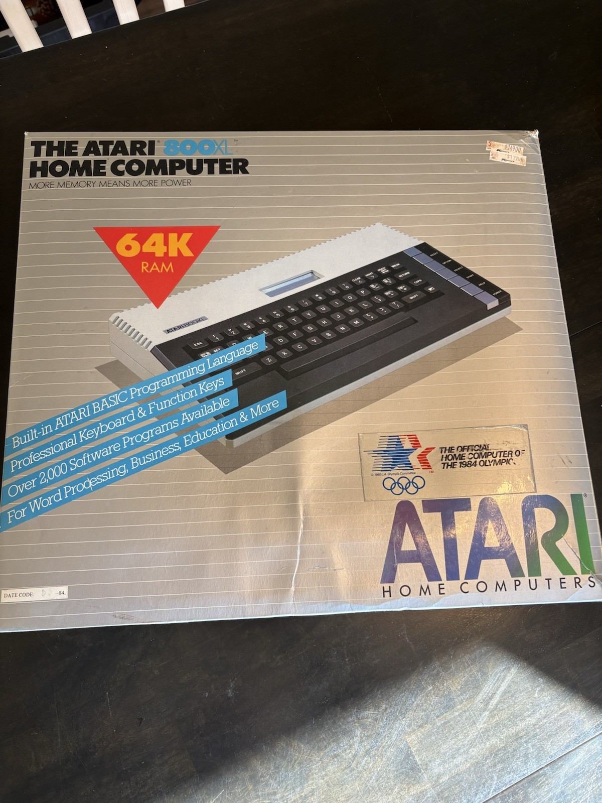 Atari 800XL Home Computer 64K RAM in Original Box 1984 Olympic Edition Untested