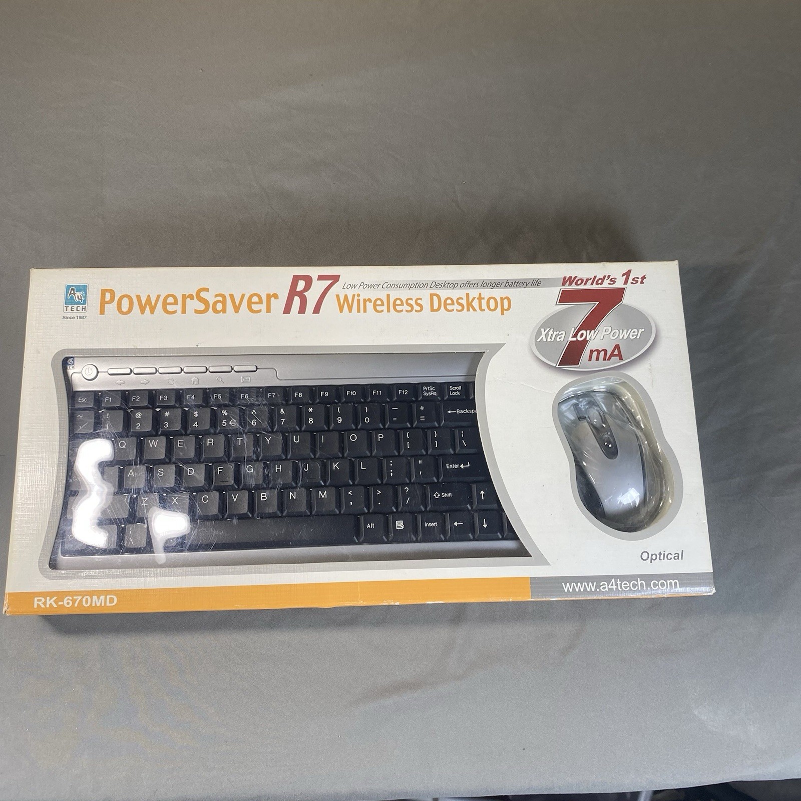 A4tech  RK-670 MD Desktop Keyboard Mouse Included Rf Wireless