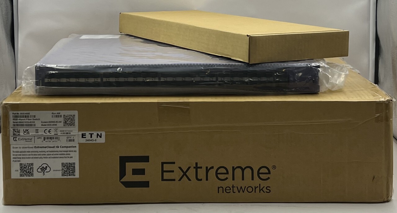 EXTREME NETWORKS 5520-48SE MANAGED FIBER SWITCH
