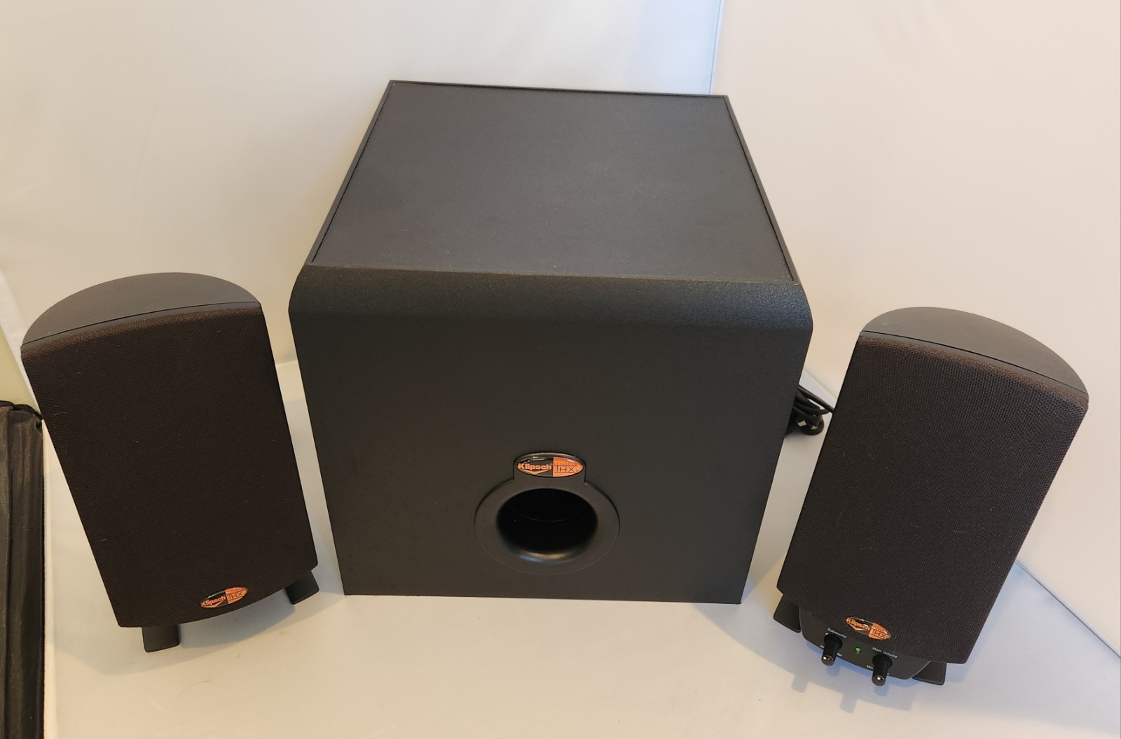 Klipsch ProMedia 2.1 THX PC Speaker System Subwoofer + 2 Satellites Speakers