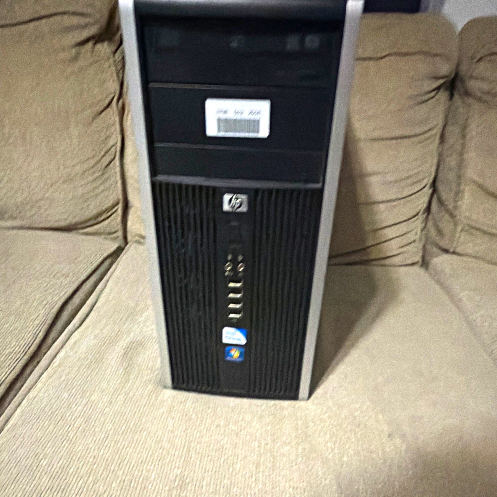 HP Compaq 6000 Pro Microtower Desktop Intel Pentium 3.0GHz 4GB 500GB W10