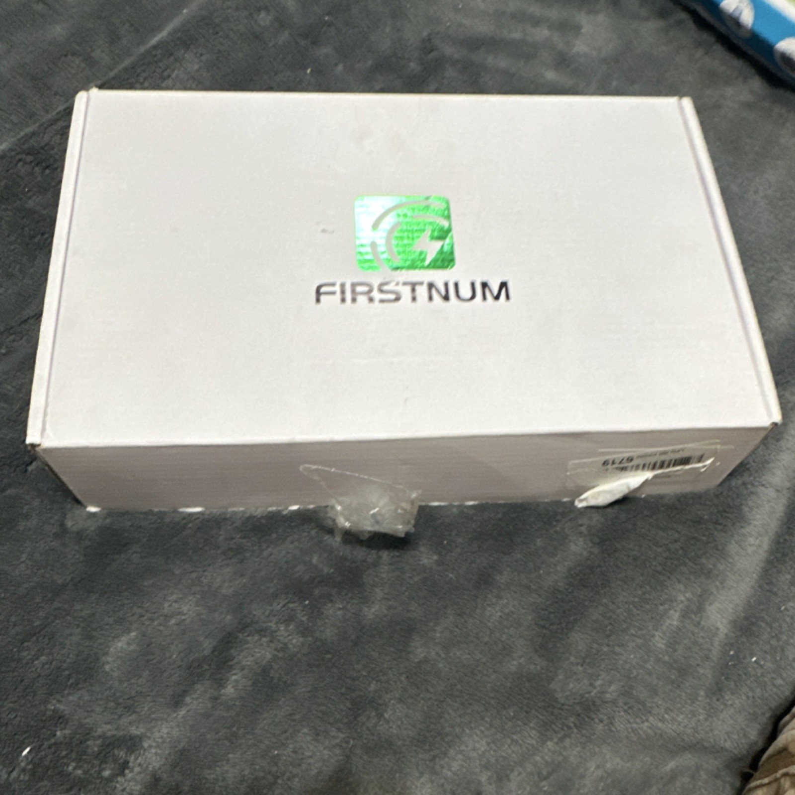 FIRSTNUM C600C Unlocked 4G LTE Portable Router Rechargeable LED WiFi AC1200