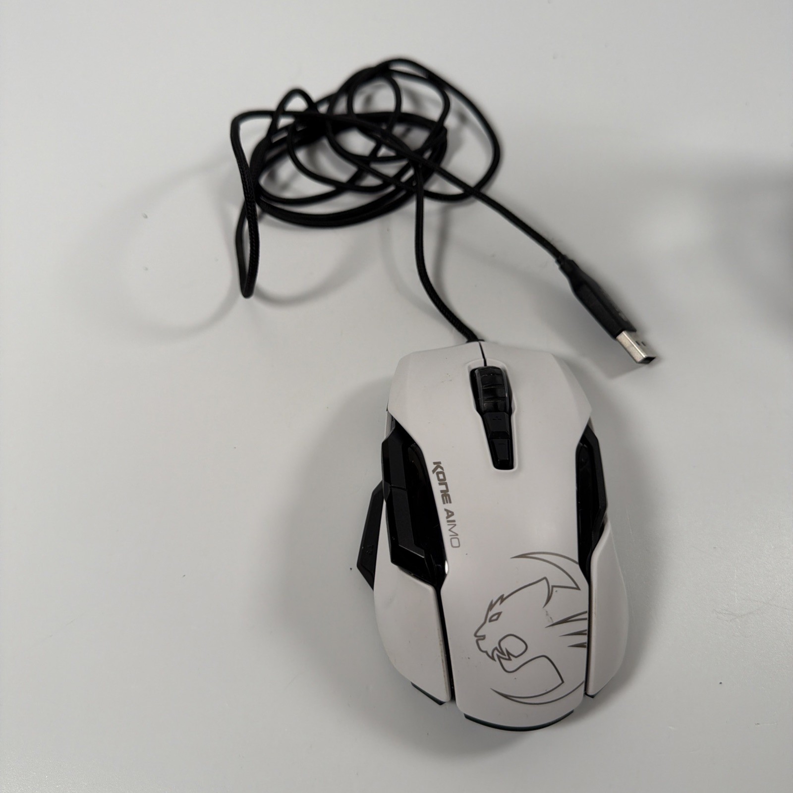 Roccat Gaming Mouse Kone AIMO ROC-11-815-WE-AS Wired White Used Tested