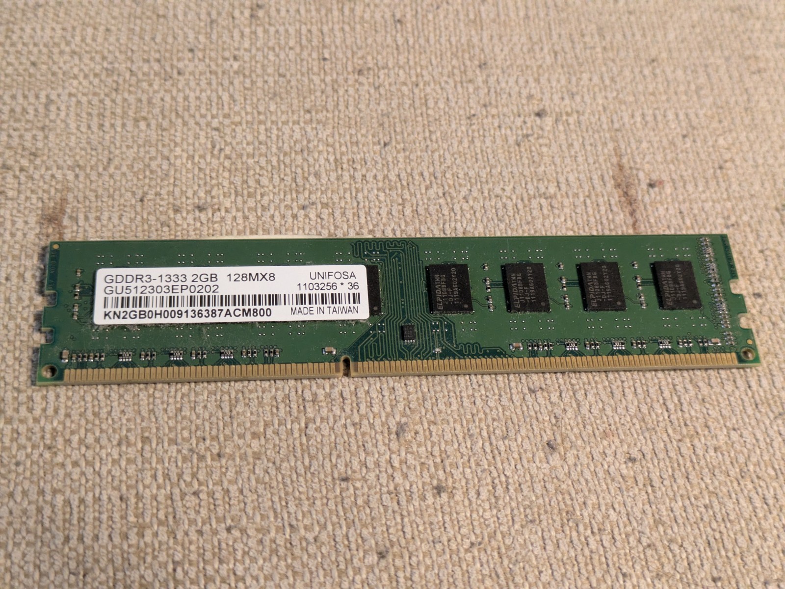 UNIFOSA DDR3 2GB 1333MHz DIMM 240-Pin RAM UNIFOSA Gddr3-1333 Module