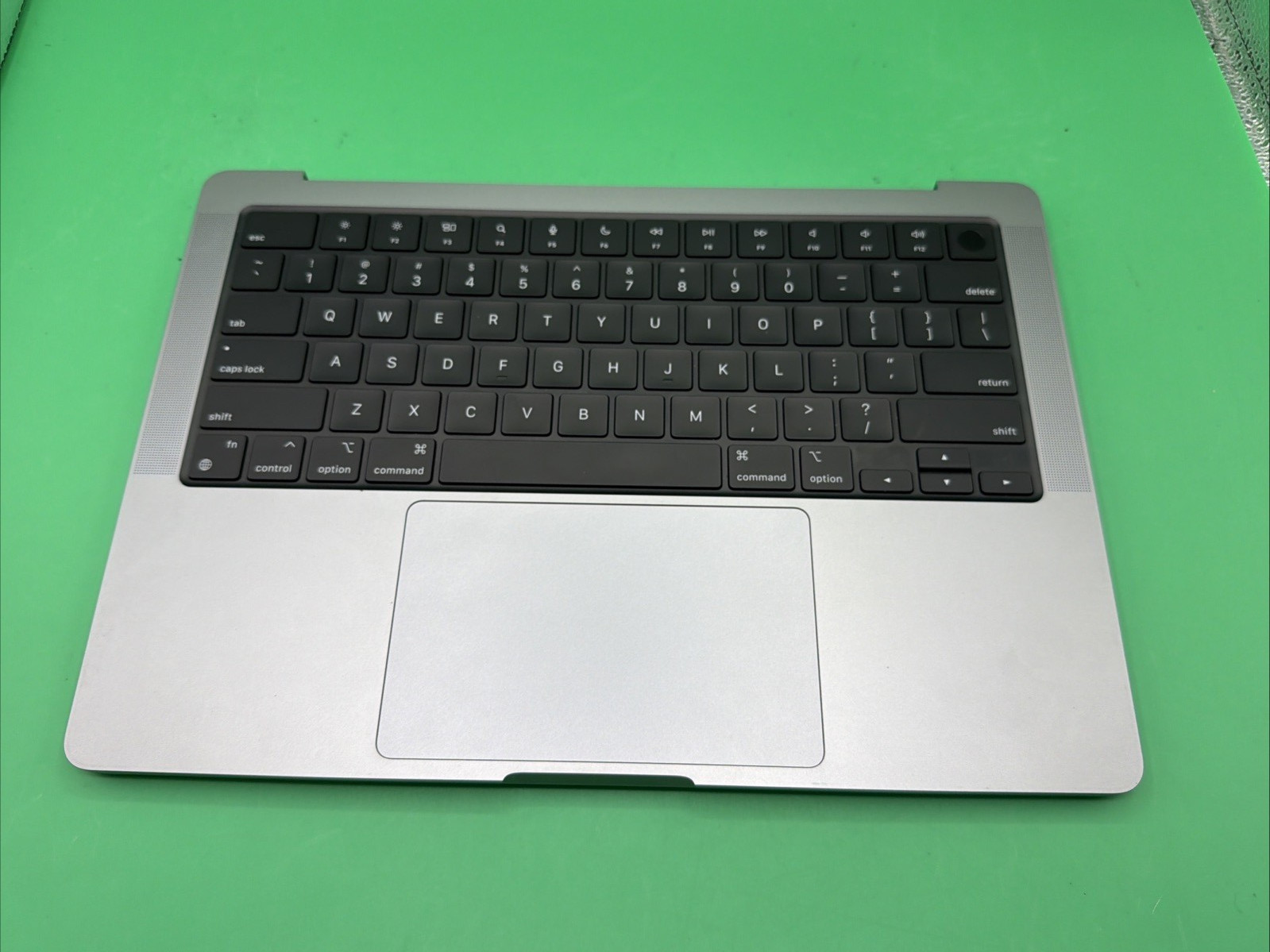 OEM Apple MacBook Pro 14" M1 2021 A2442 Top Case Keyboard Palmrest Gray - A