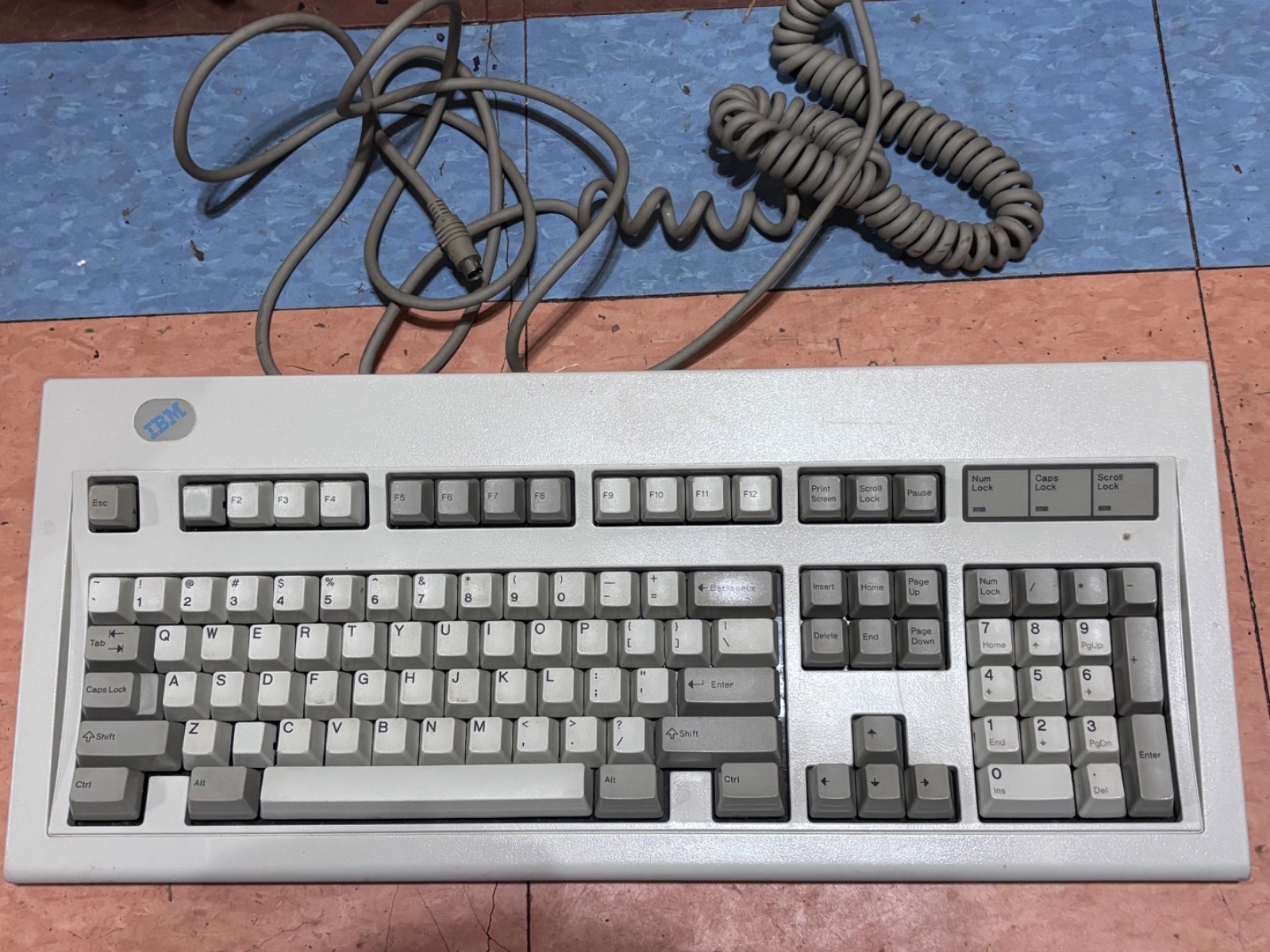 IBM Model M Mechanical Keyboard 1391401, With Cord - 1992 -