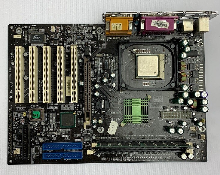 Epox EP-4BDAE Motherboard with Memory stick