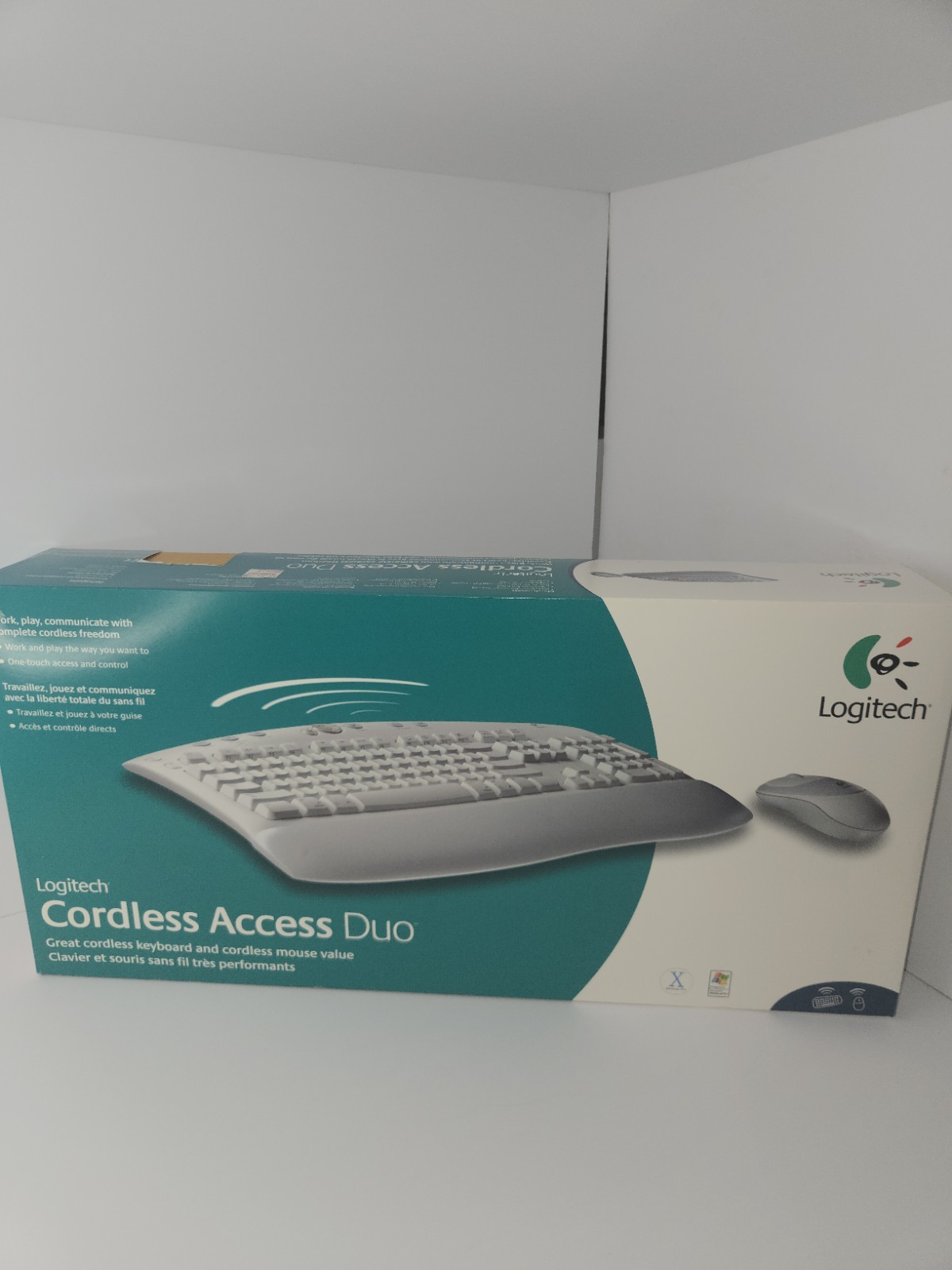 Logitech Cordless Access Duo Mouse Keyboard New Open Box