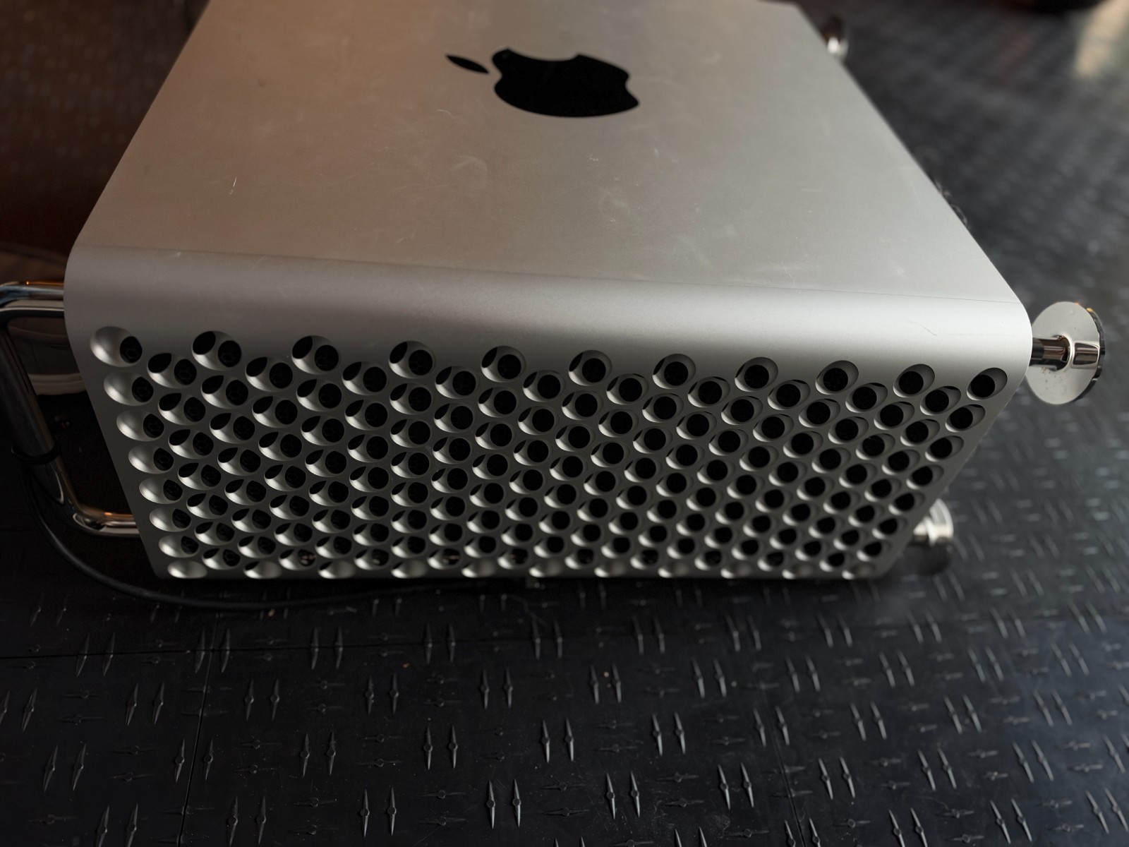 Apple Mac Pro 2019 16-Core 3.2GHz 128GB 1TB Radeon Pro Vega II