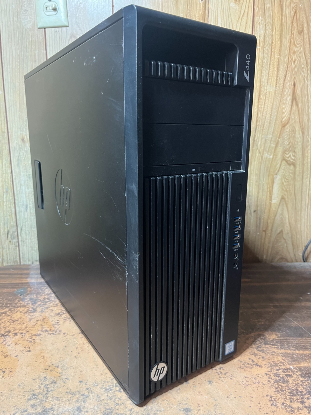HP Z440 Workstation Windows 11 Pro Computer XEON 16GB 500GB SSD 2TB HDD M2000