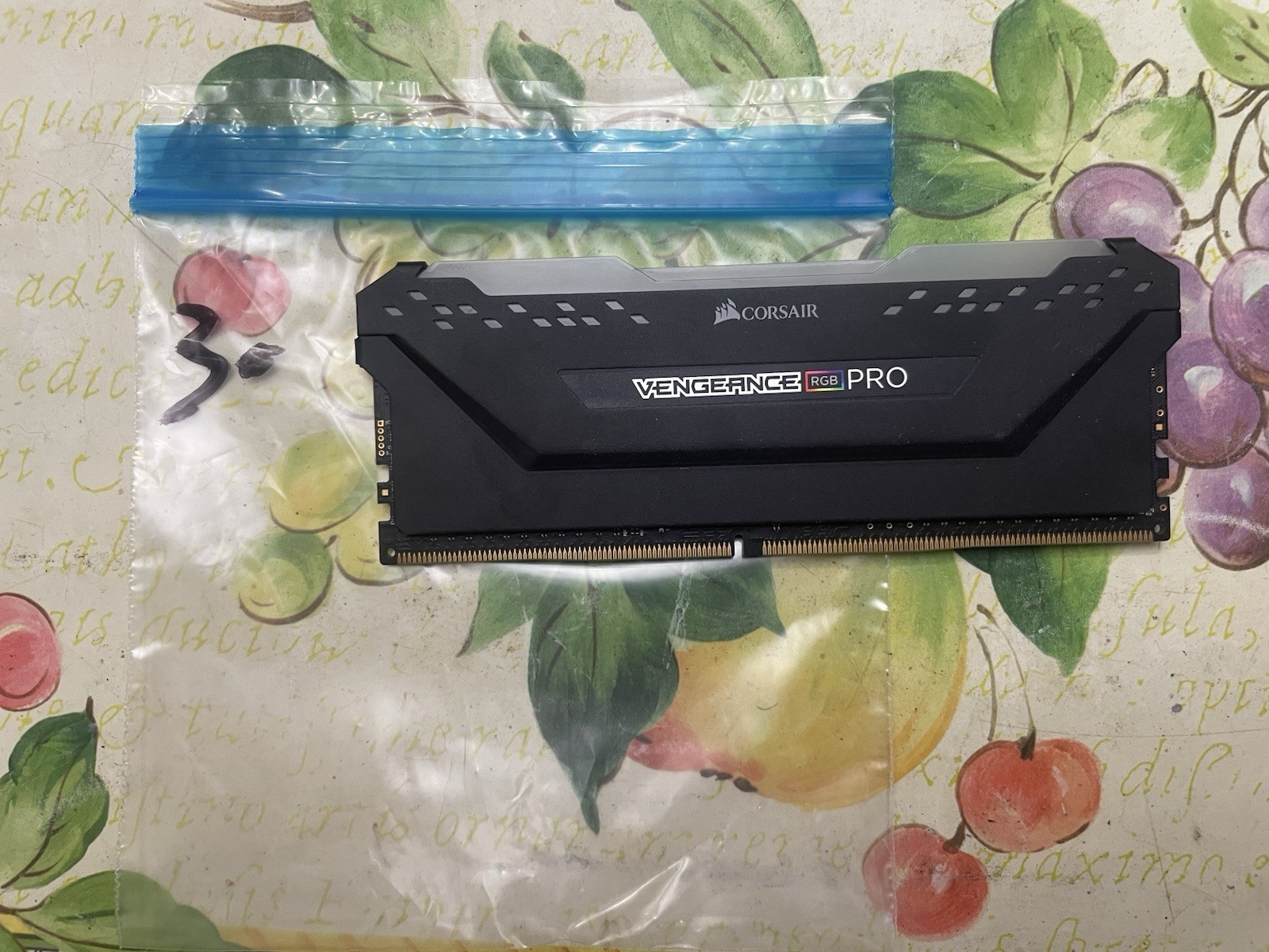 Corsair Vengeance RGB Pro 8GB DDR4 RAM Stick Tested And Working