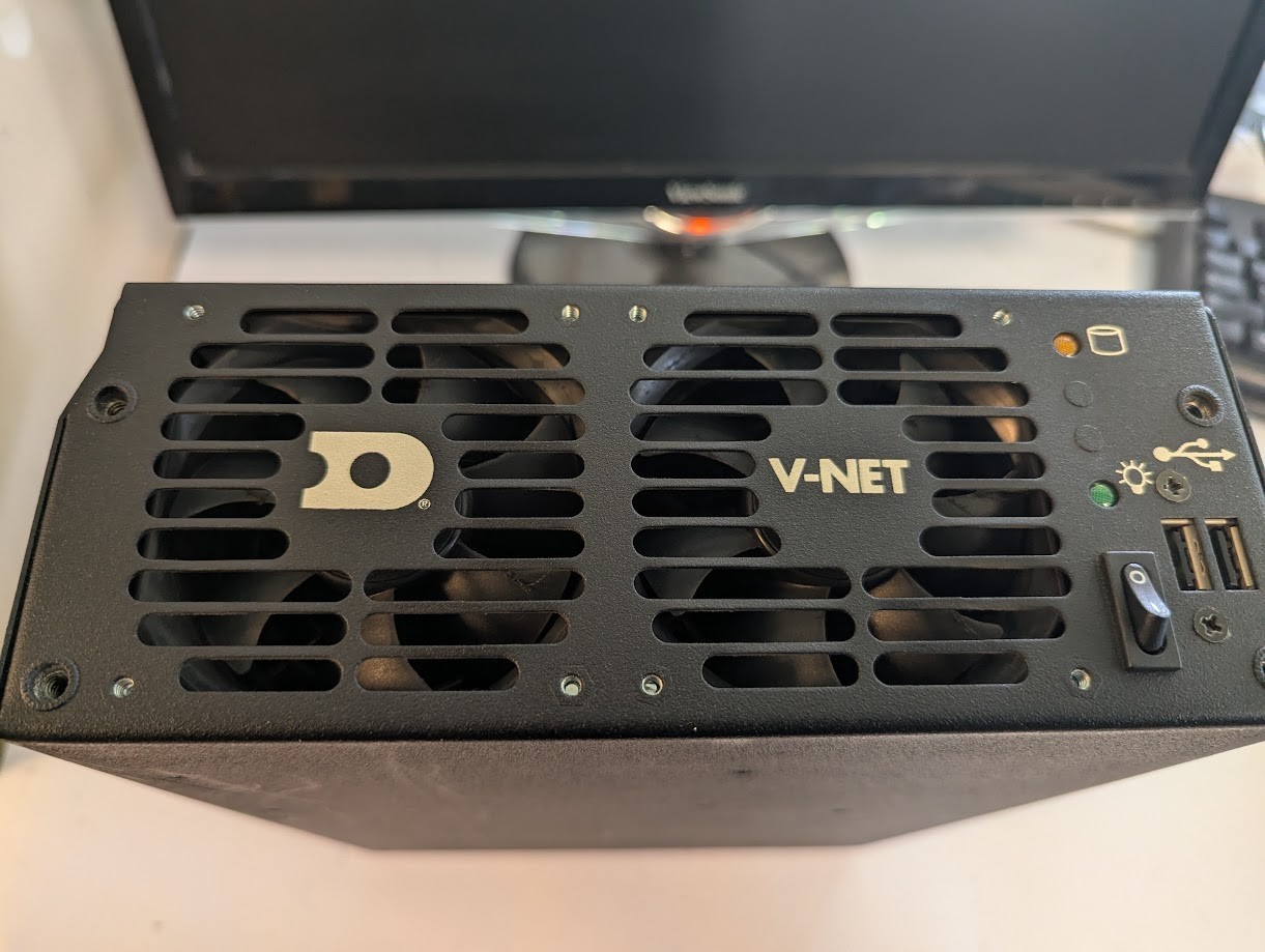 Daktronics V-Net Model 725 Commercial Display Controller