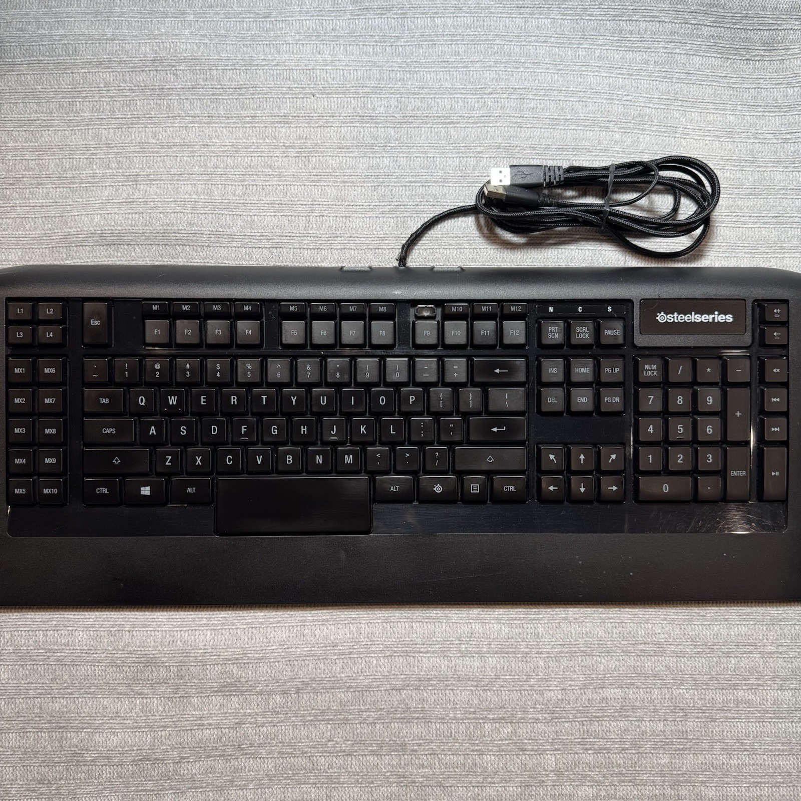SteelSeries Apex Gaming RGB Backlit Keyboard 22 Macros USB Hub 64145 - M9 Gone