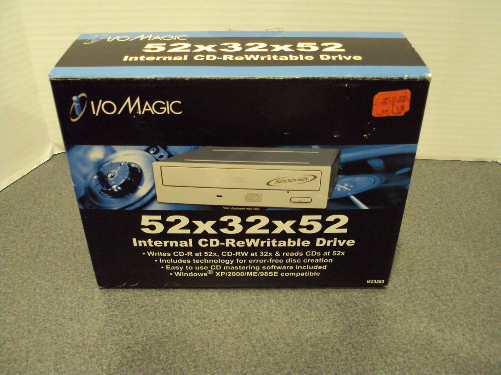 I/O Magic 52 X 32 X 52 Internal USB 2.0 CD-RW Drive New in open Box CM0815