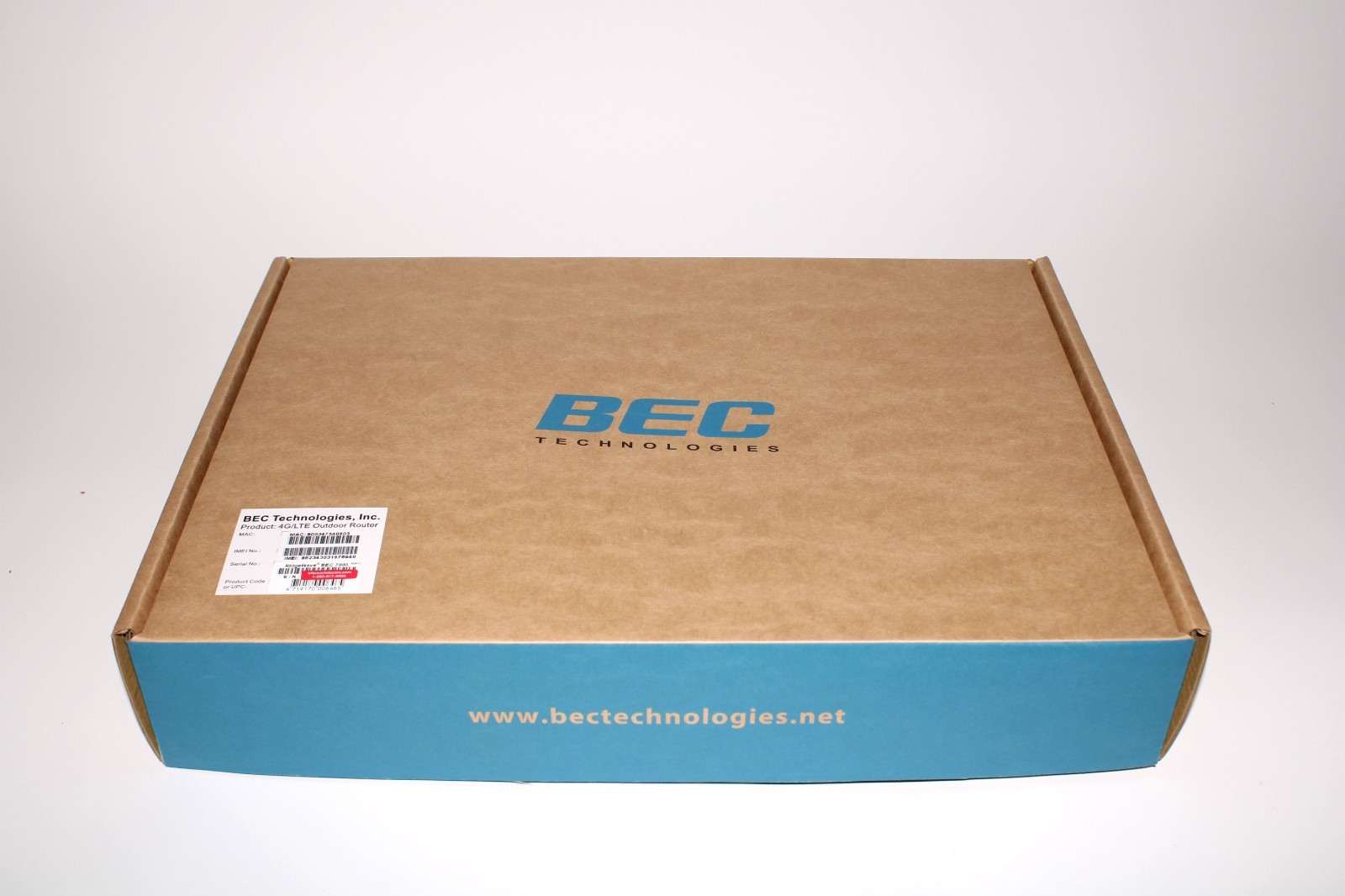 RIDGEWAVE BEC 7000, Ridgewave BEC 7000 Gigabit LTE Outdoor Router 1.2Gbps down 1