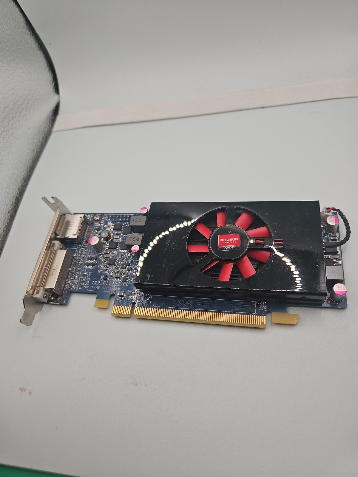 Dell 0KFWWP AMD Radeon HD 7570 1GB GDDR5 Graphics card