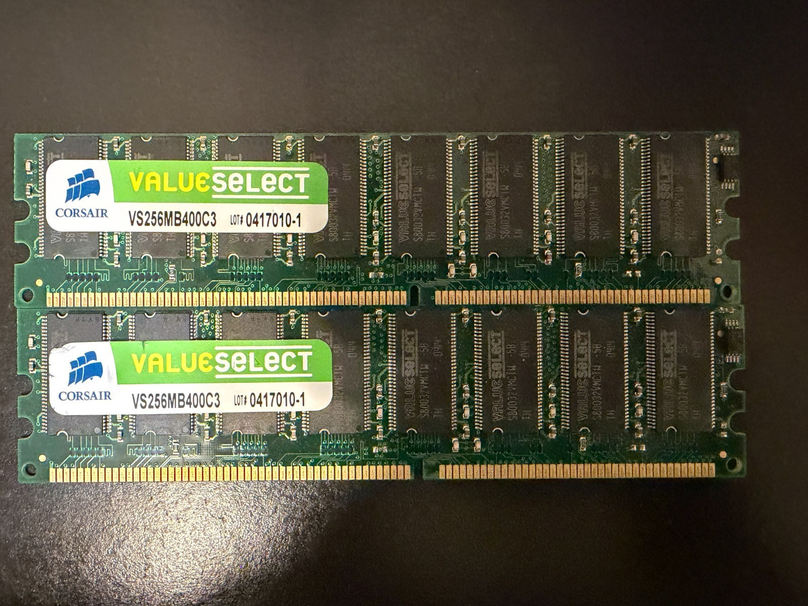 Corsair ValueSelect 512 MB (2x256 MB) DDR1 SDRAM DIMM VS256MB400C3 LOT#0417010-1