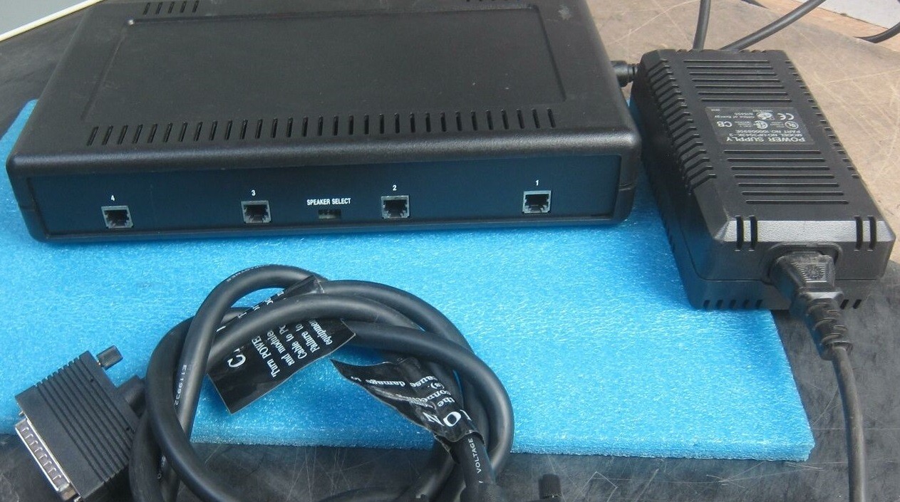 New Digi 76000193 Modem/4em Open Retail Box w/Power/Cables (1 Available)