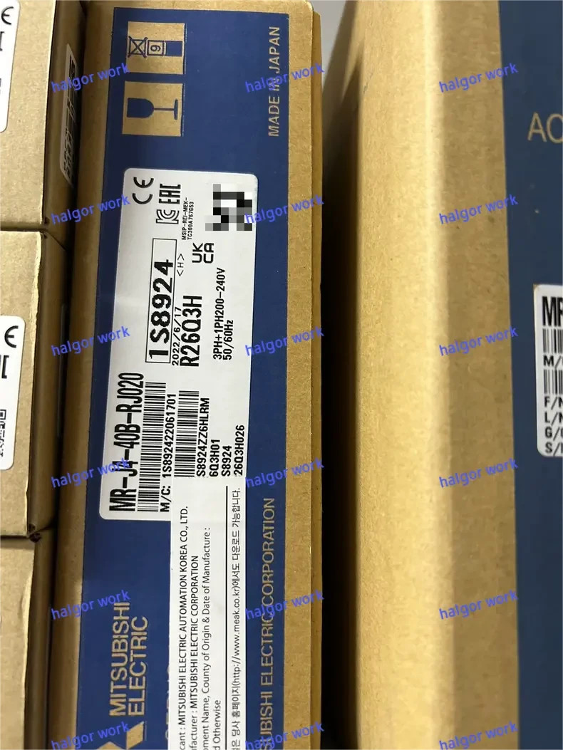 1PCS NEW MR-J4-40B-RJ020 VIA DHL/UPS #YY️️