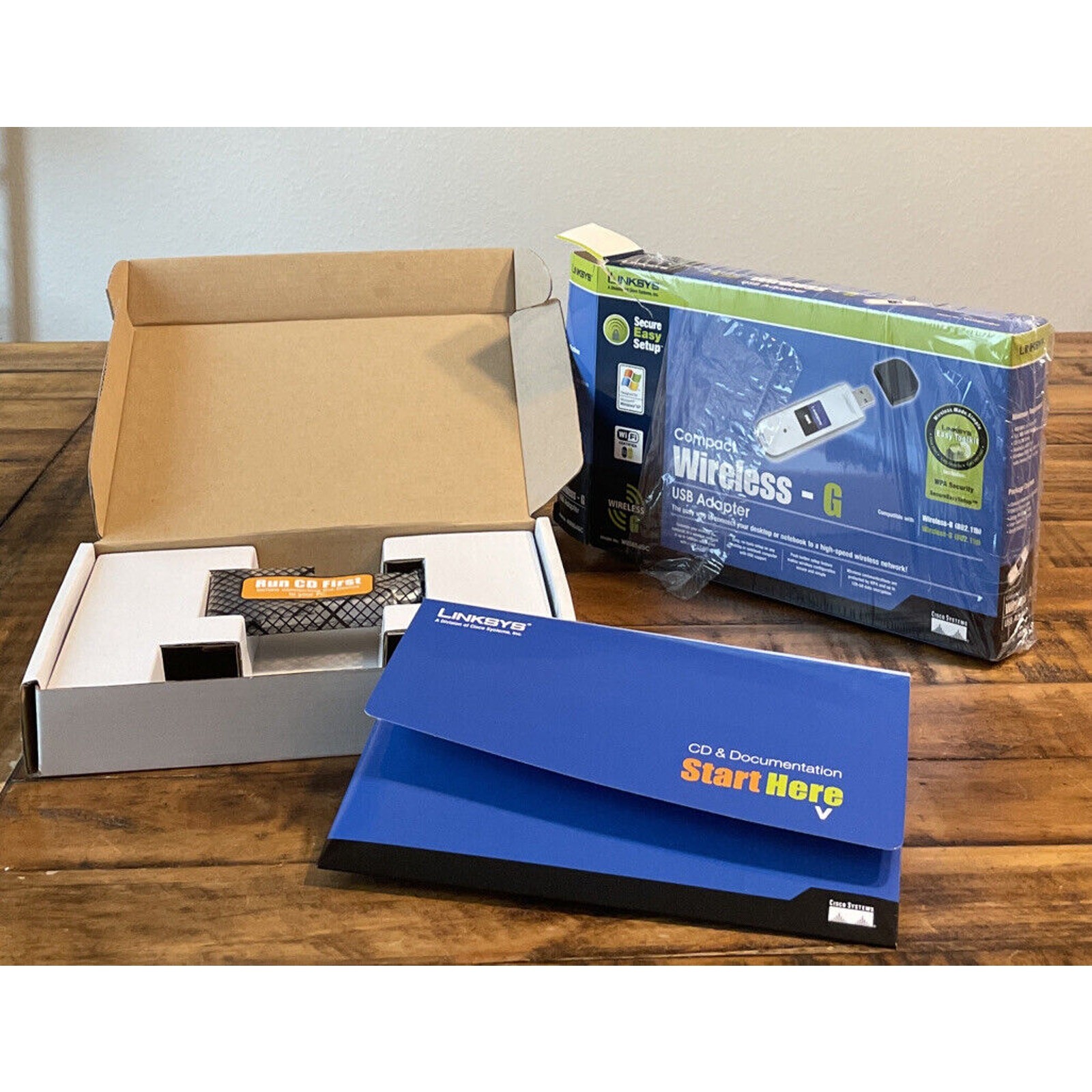 WUSB54GSC Compact Wireless-G USB Network Adapter w SpeedBooster Cisco-Linksys