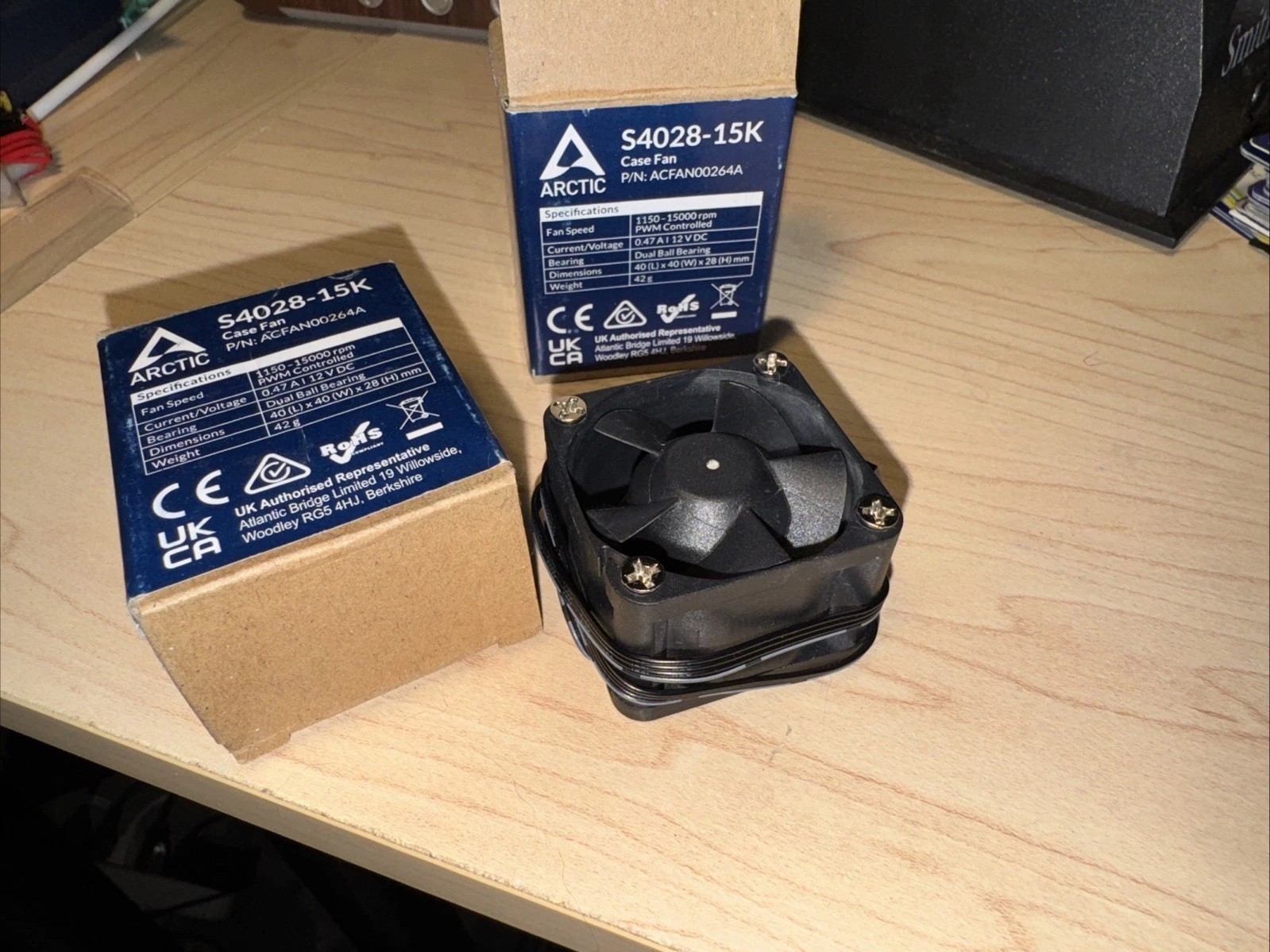 ARCTIC S4028-15K 40mm 1400-15000 RPM PWM Regulated 4-pin Connector 12 V (2 Pack)