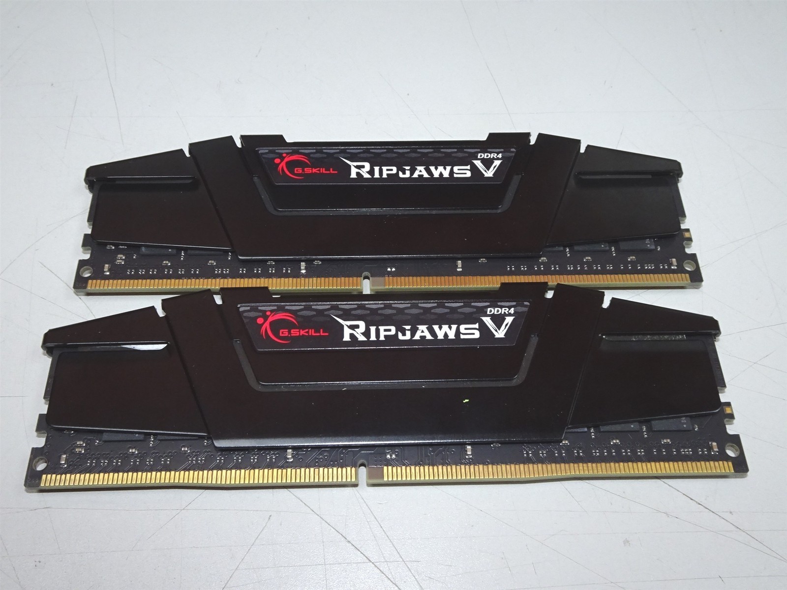 G.Skill Ripjaws V F4-3200C16D-32GVK DDR4-3200 2x16GB Desktop Kit