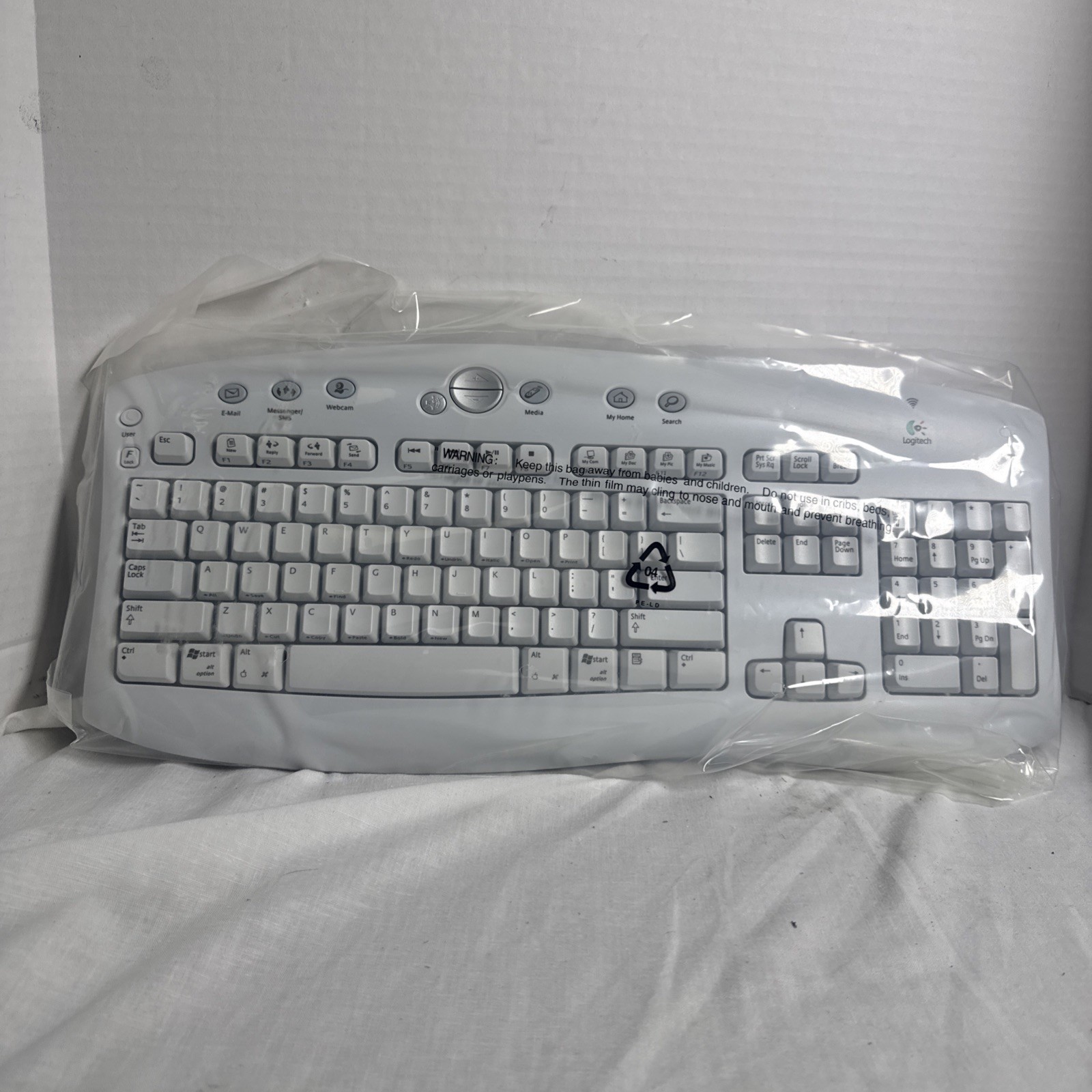 Logitech Cordless Access Duo Keyboard Mouse Wireless Computer NEW IN BOX