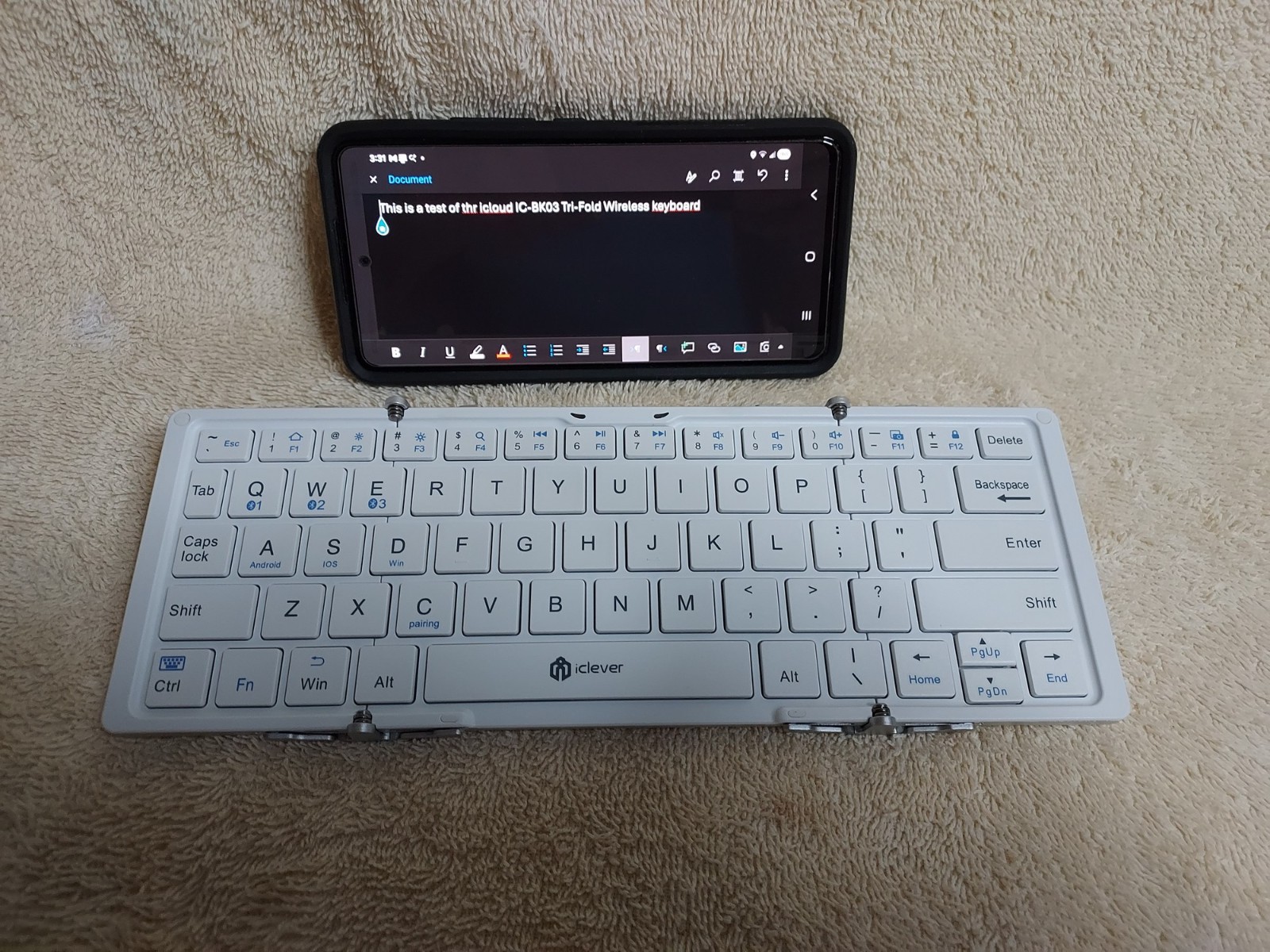 iclever IC-BK03 Foldable Bluetooth Wireless Keyboard