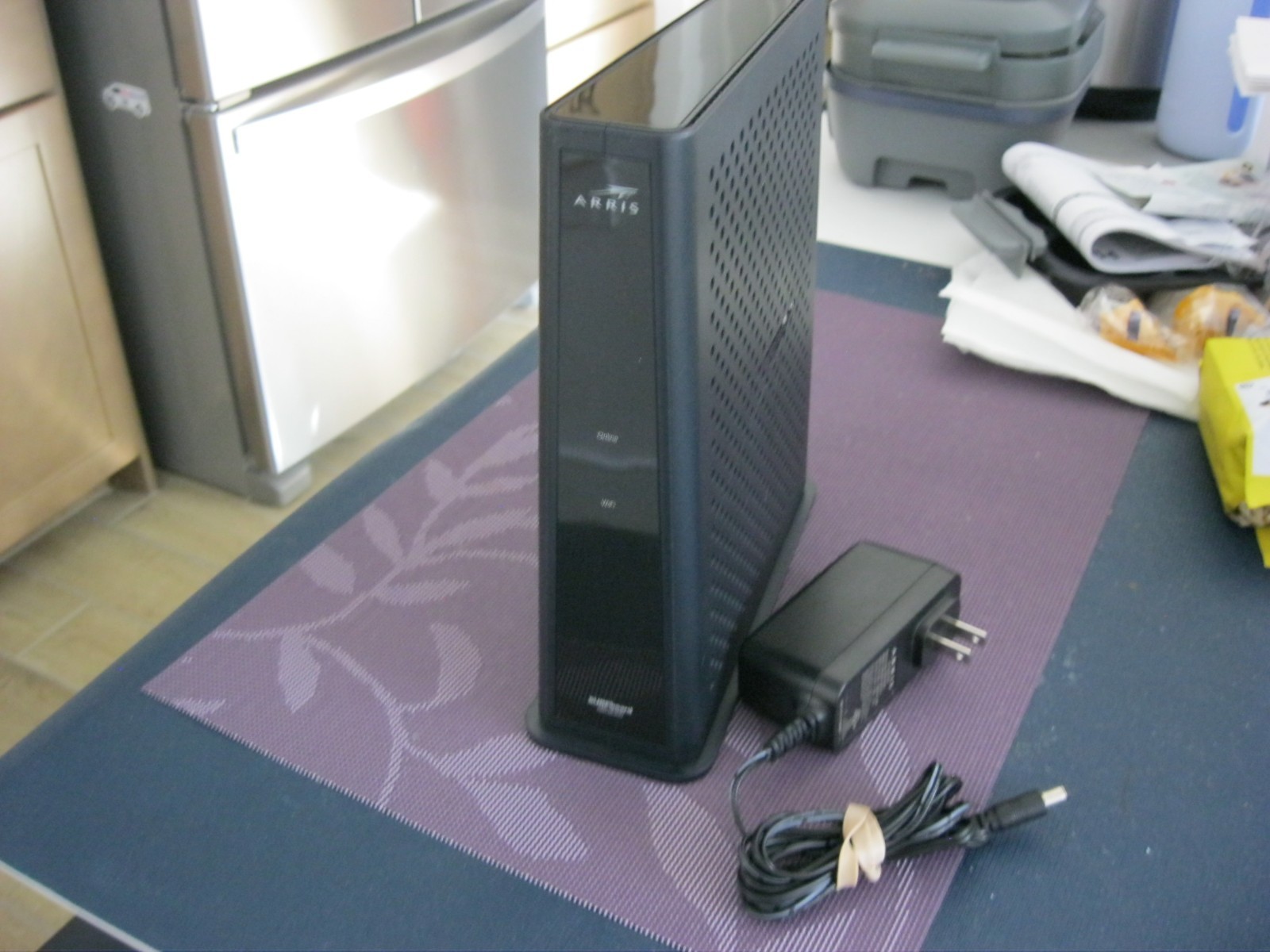 ARRIS SURFboard SBG8300 DOCSIS 3.1 Cable Modem & AC2350 Dual Band Wi-Fi 5