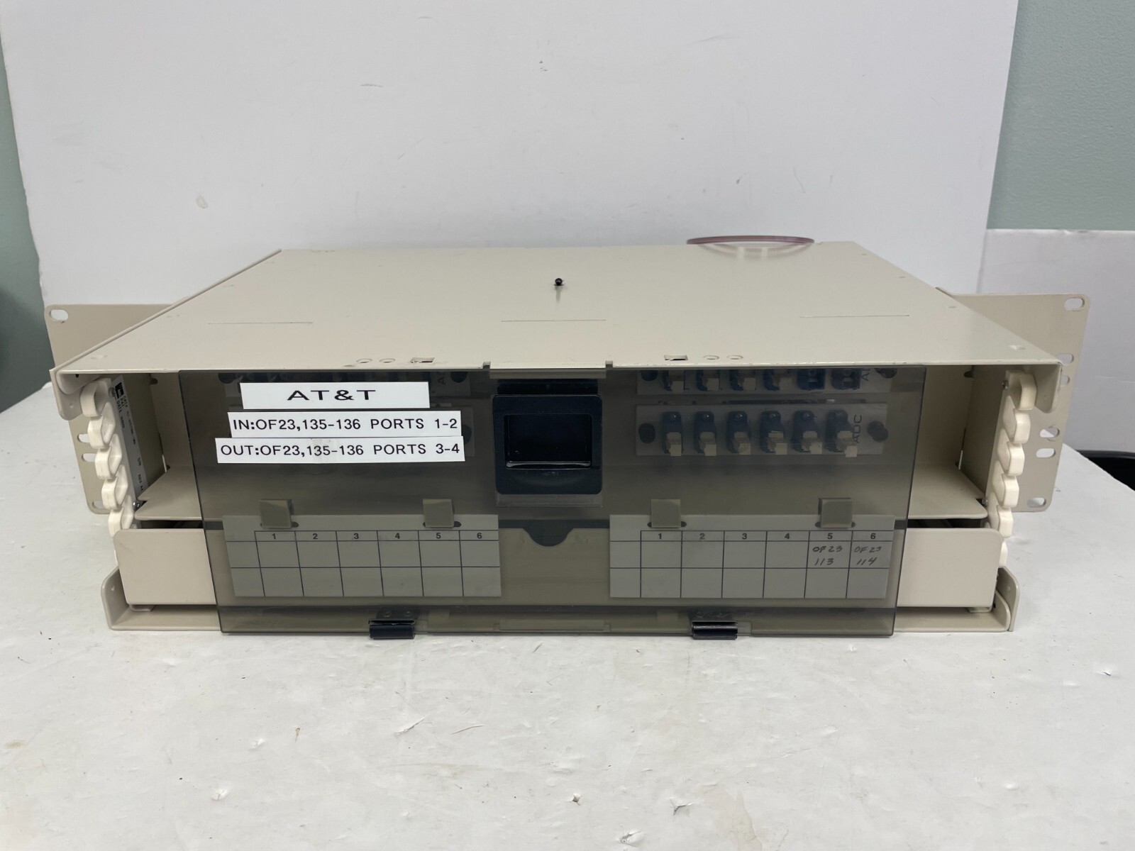 Commscope-ADC FL1-797777NNB-1W00  24 Position Rack Mountable Fiber Splice Panel