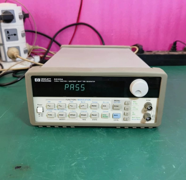 1pcs used Agilent/HP 33120A Function Arbitrary Waveform Generator 100% test